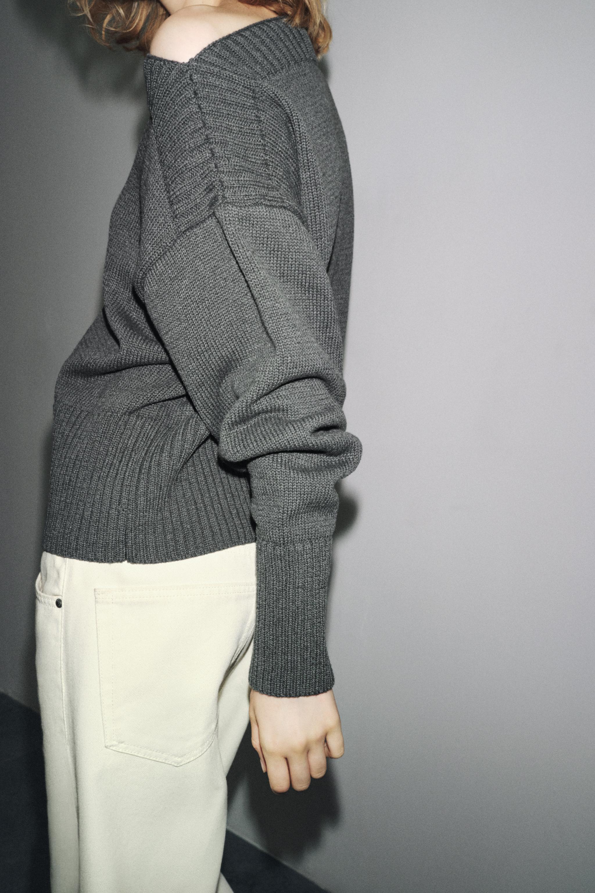 BOAT NECK KNIT SWEATER