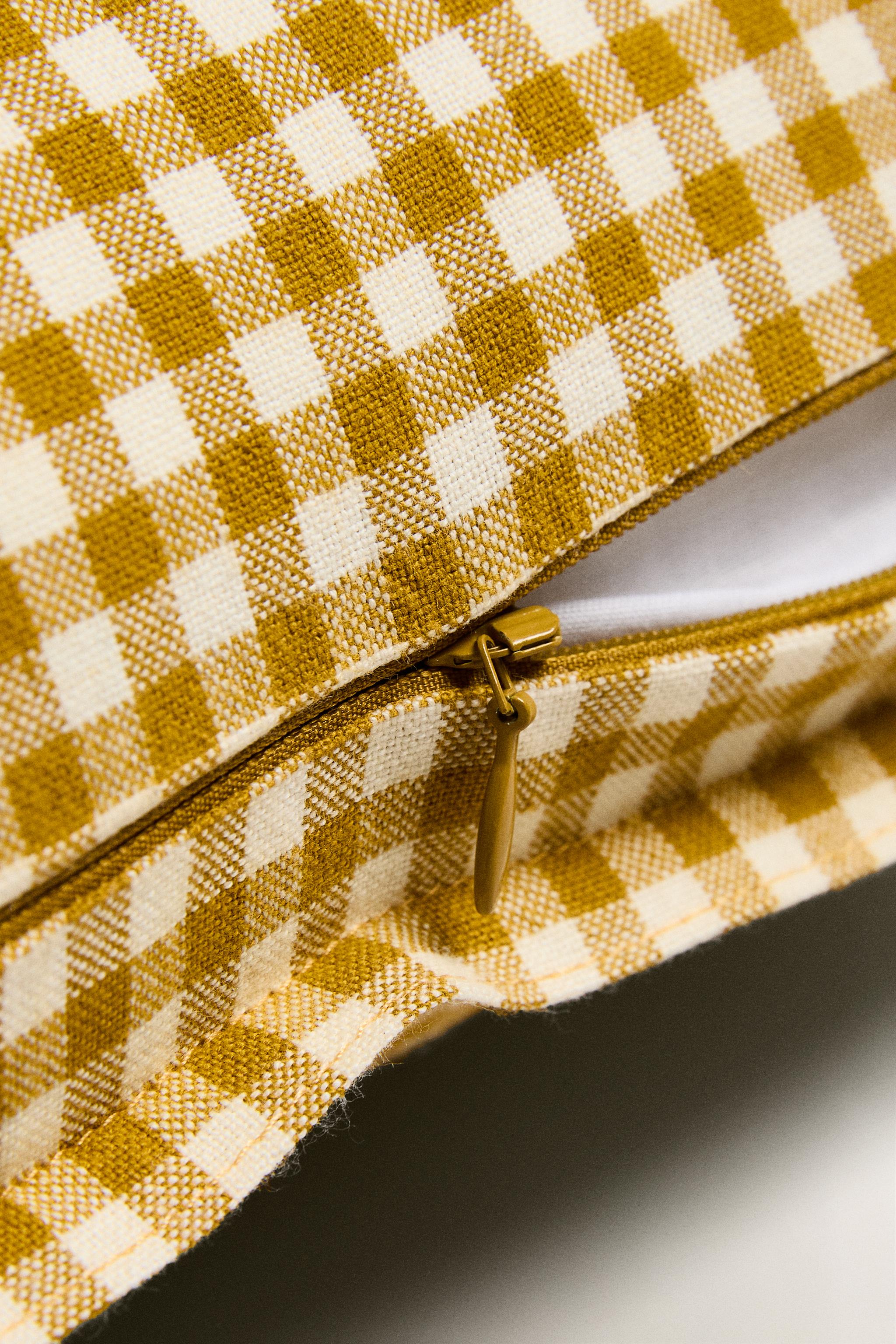 GINGHAM THROW PILLOW COVER