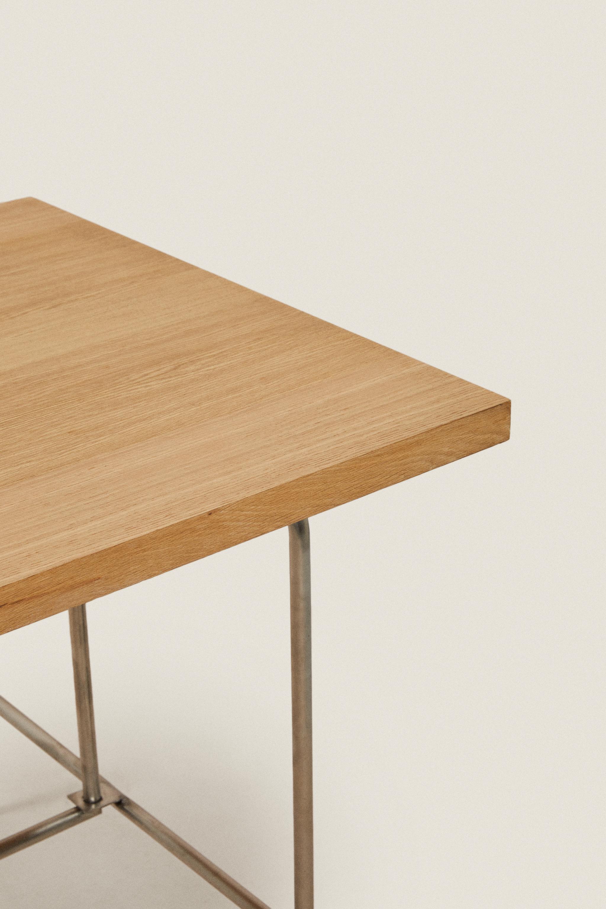 WOOD AND METAL OFFICE DESK