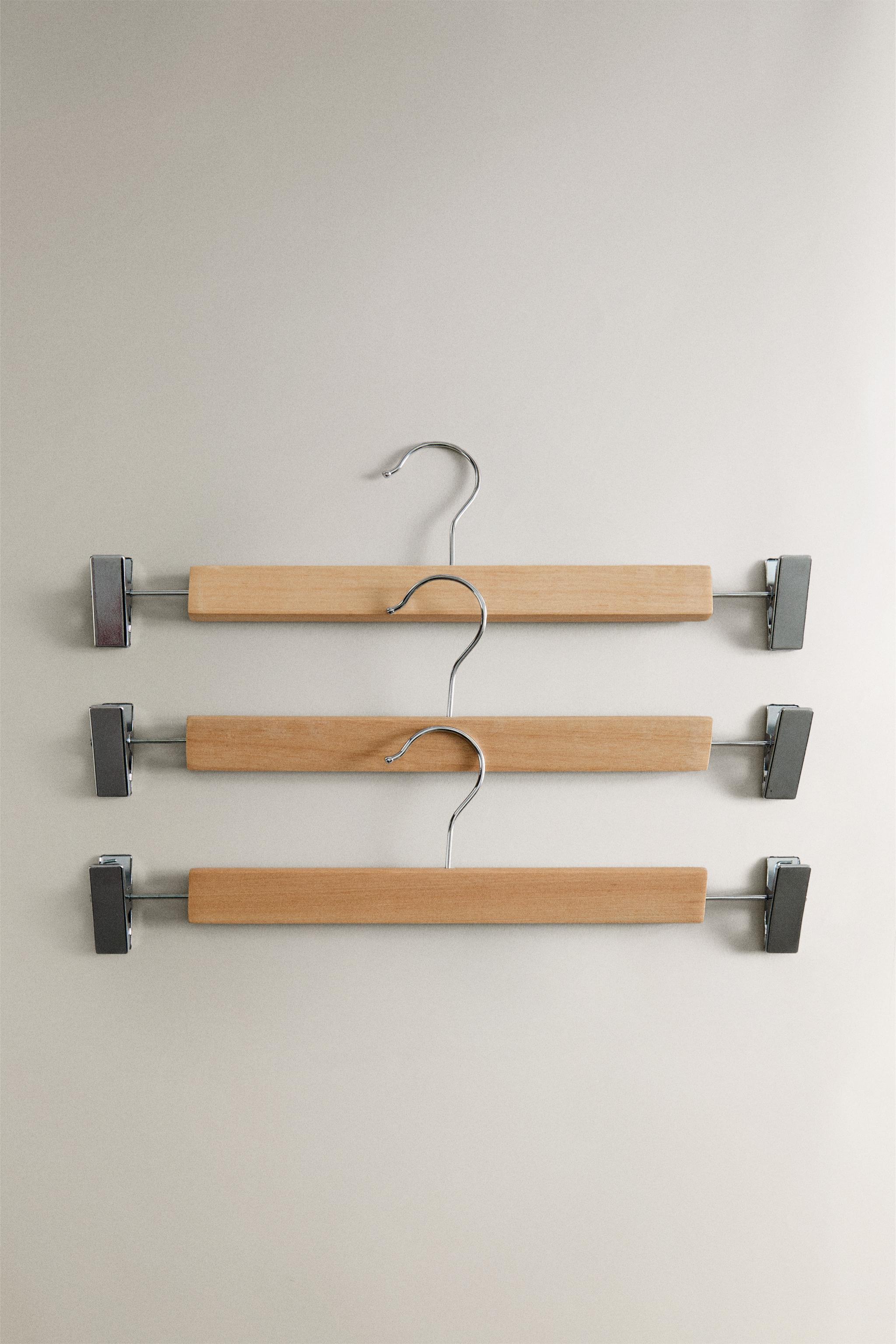 WOODEN SKIRT HANGER (SET OF 3)
