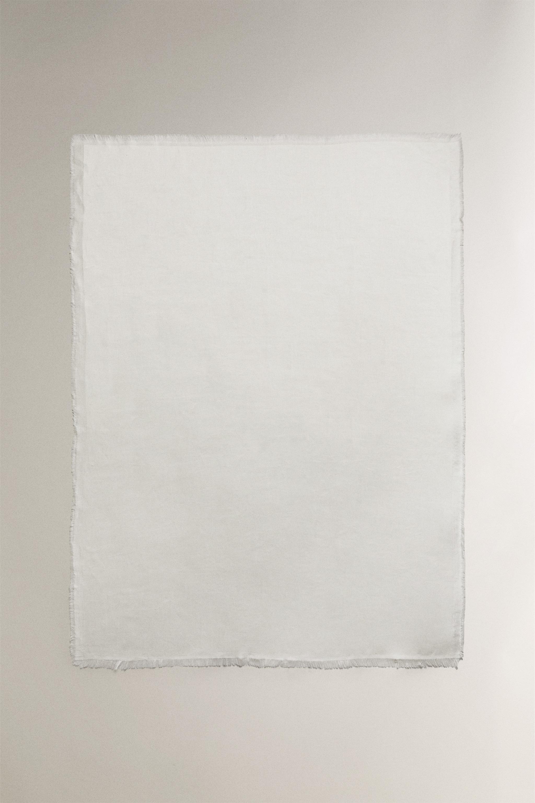 DECORATIVE LINEN BLANKET