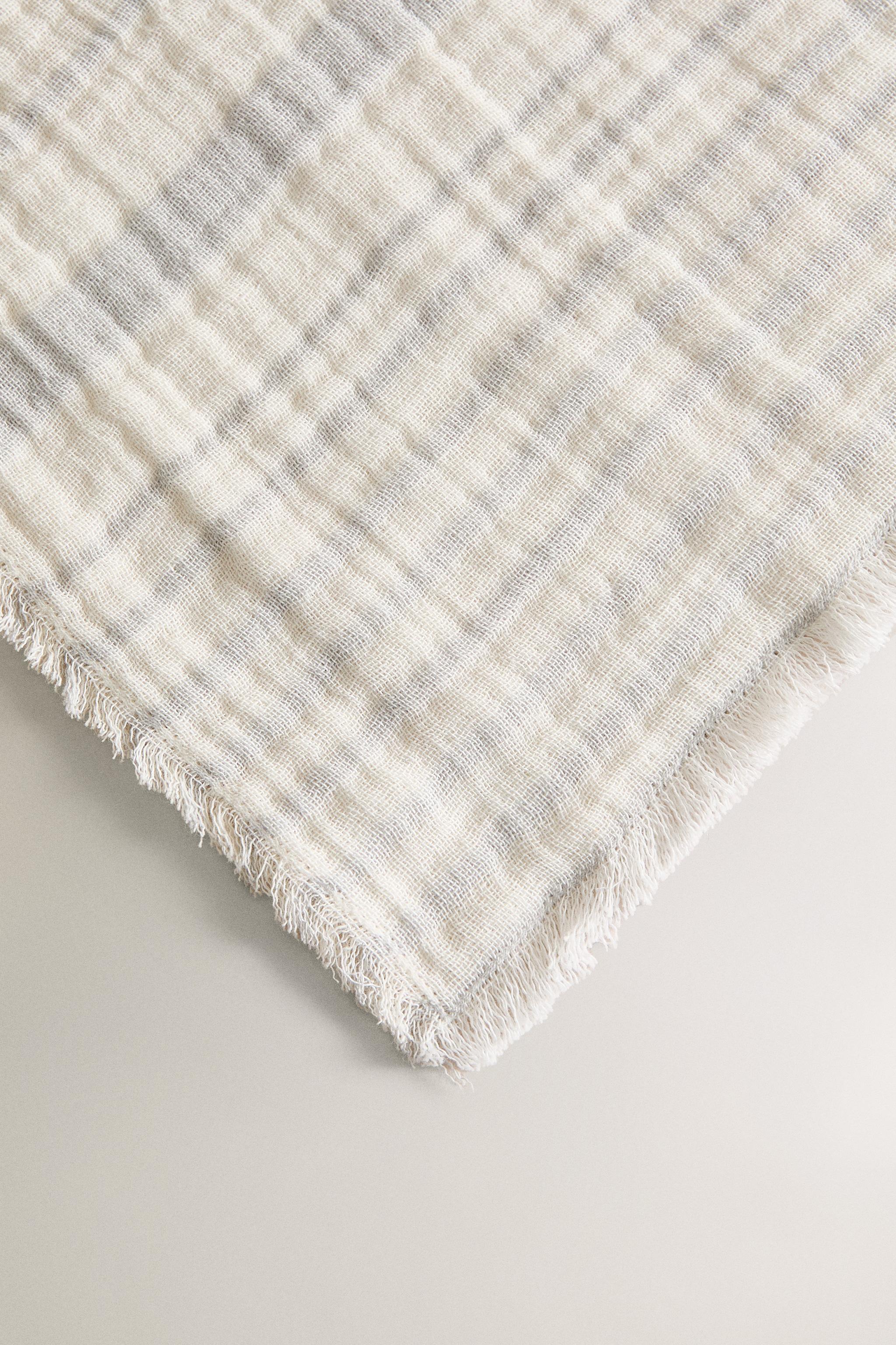 CHILDREN'S STRIPED MUSLIN BLANKET
