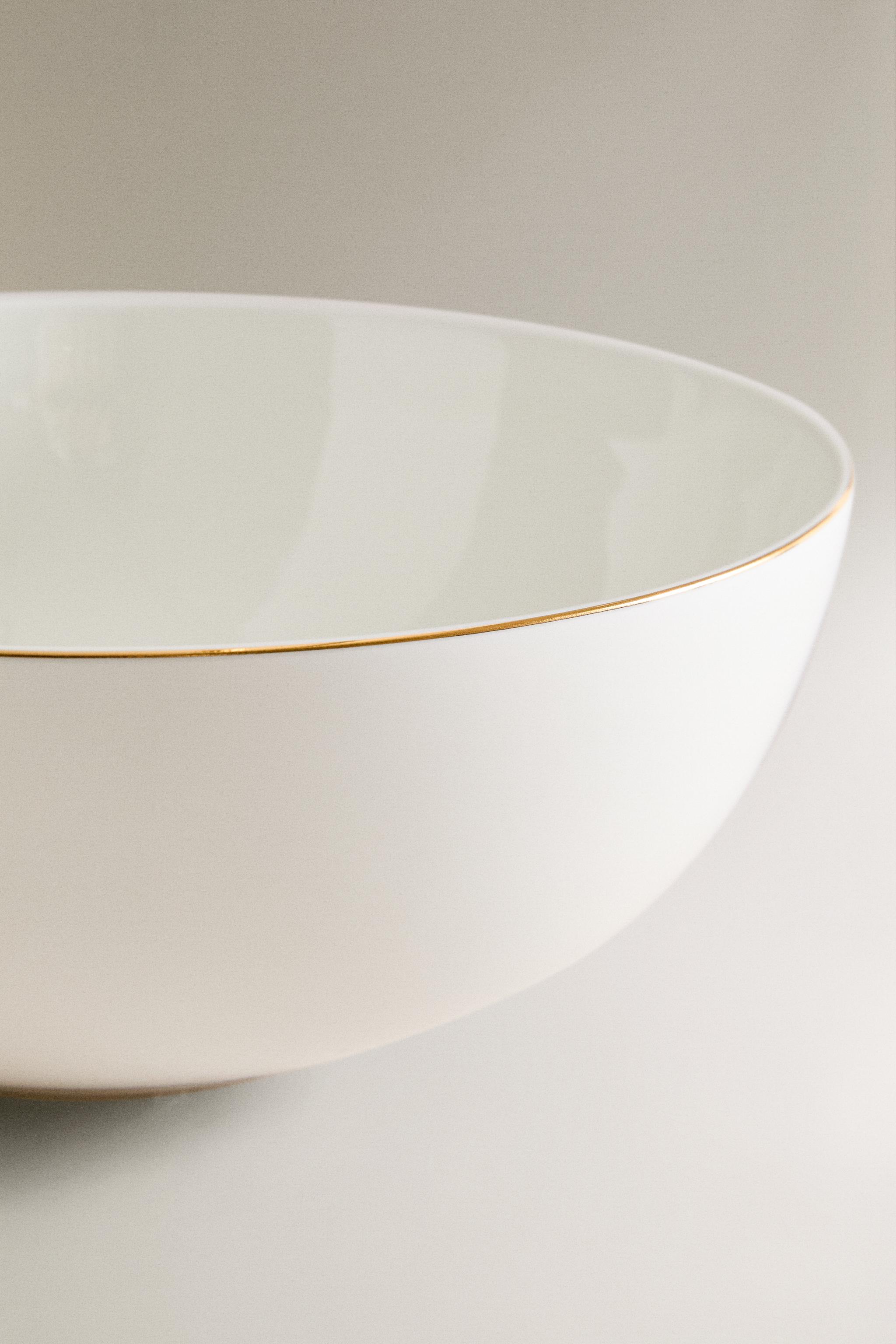 PORCELAIN SALAD BOWL WITH GOLD RIM