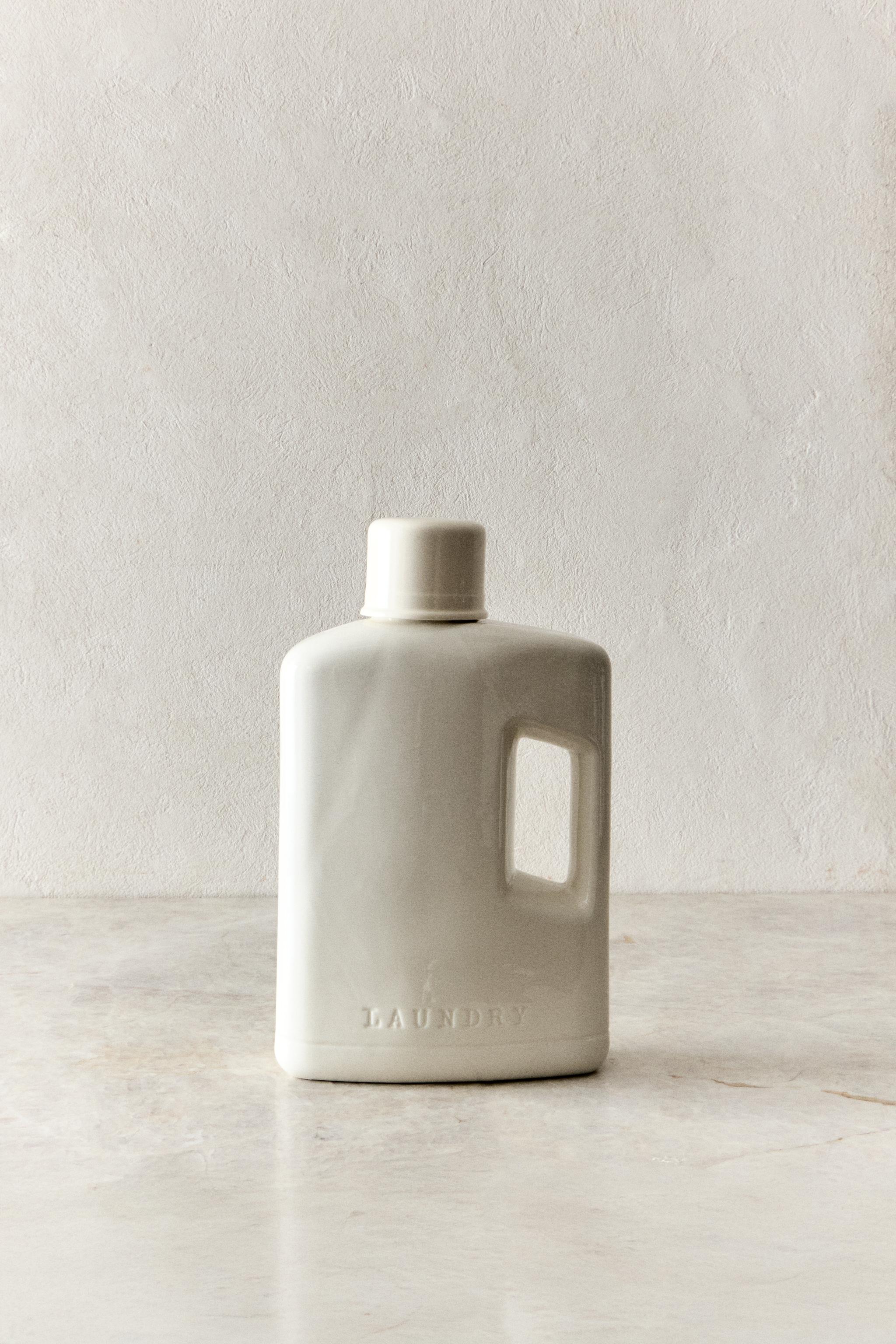 LAUNDRY DETERGENT JAR