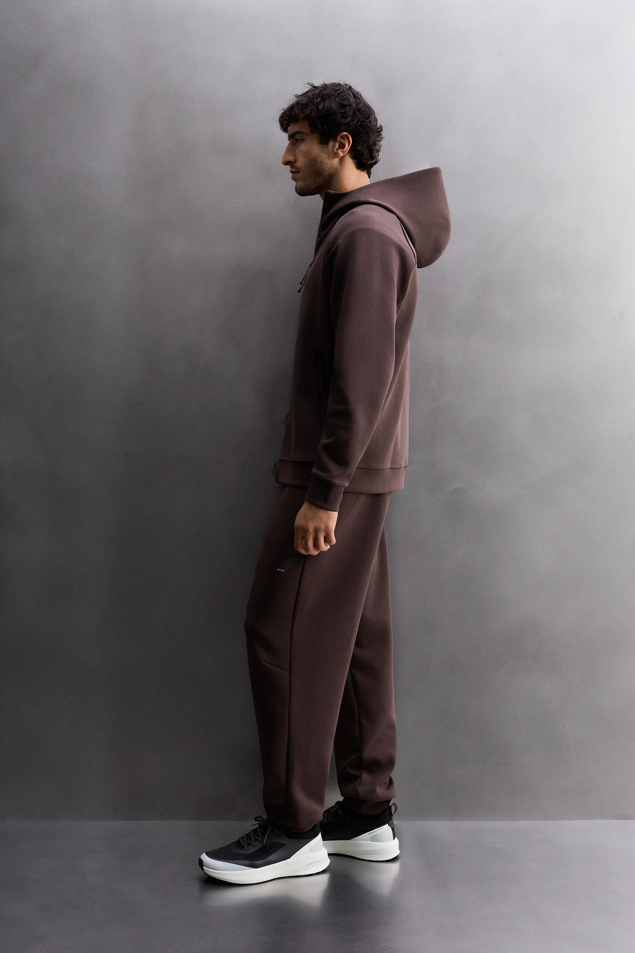 TECHNICAL ZIPPER PANTS