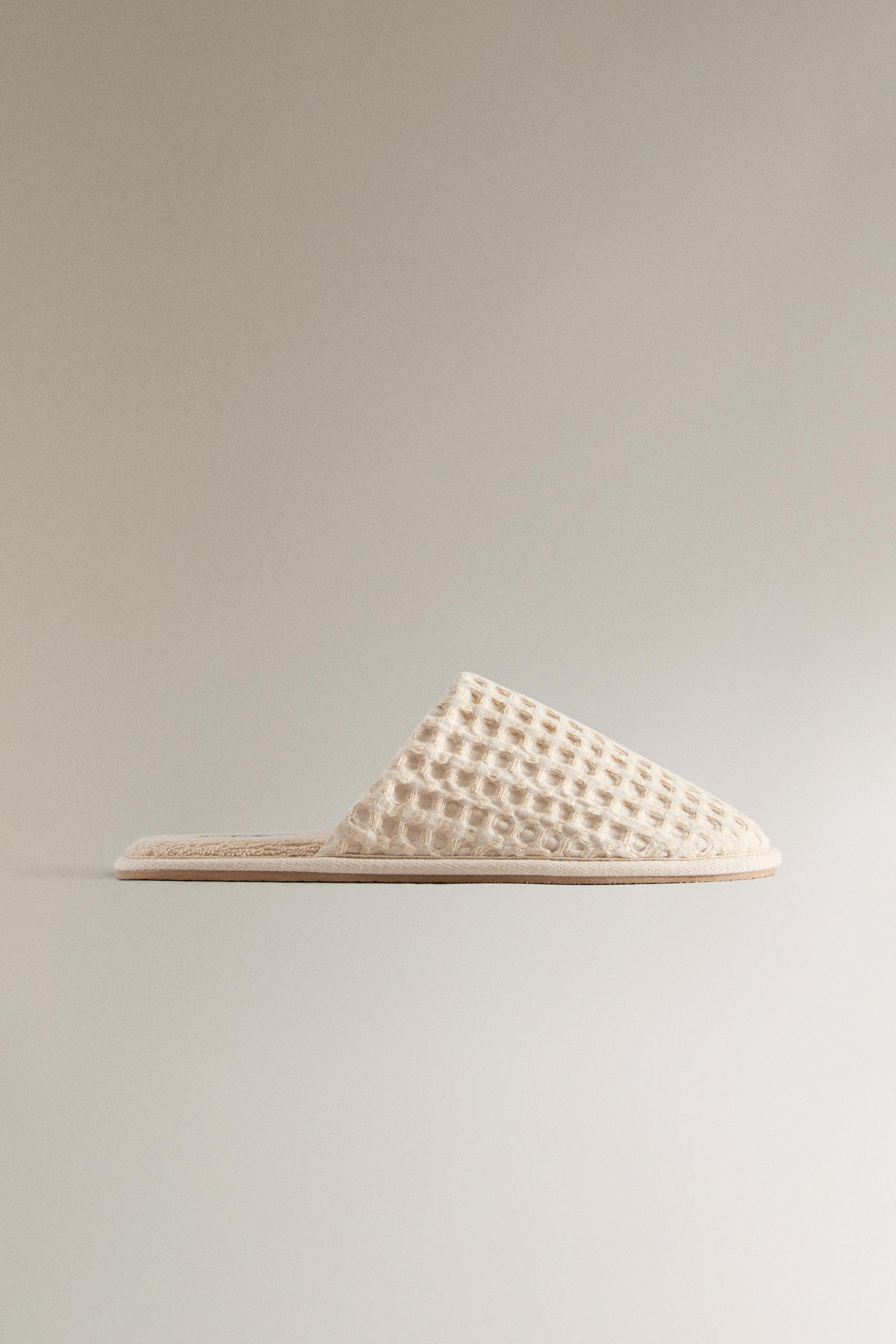 WAFFLE-KNIT SLIPPERS
