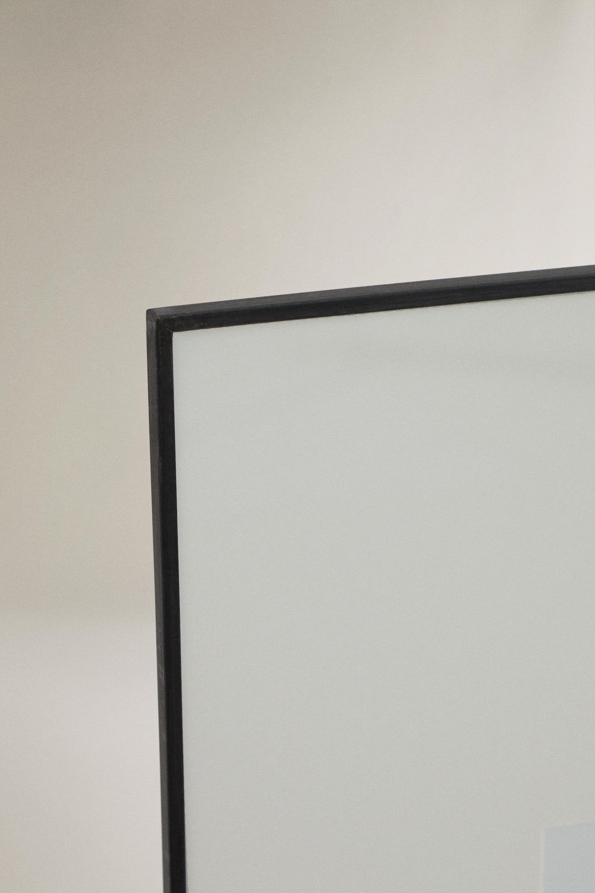 XL PICTURE FRAME WITH METAL BORDER