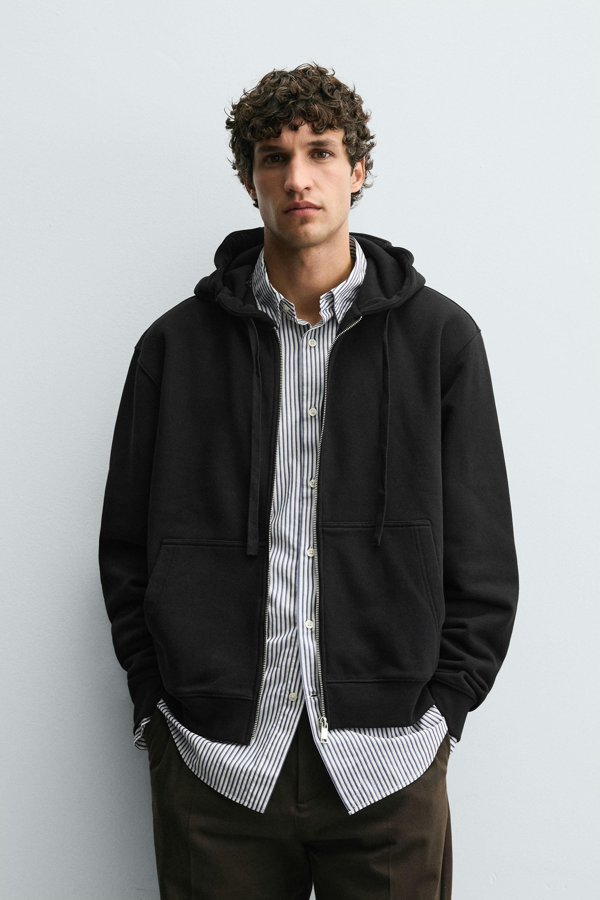 HOODED ZIP-UP SWEATSHIRT