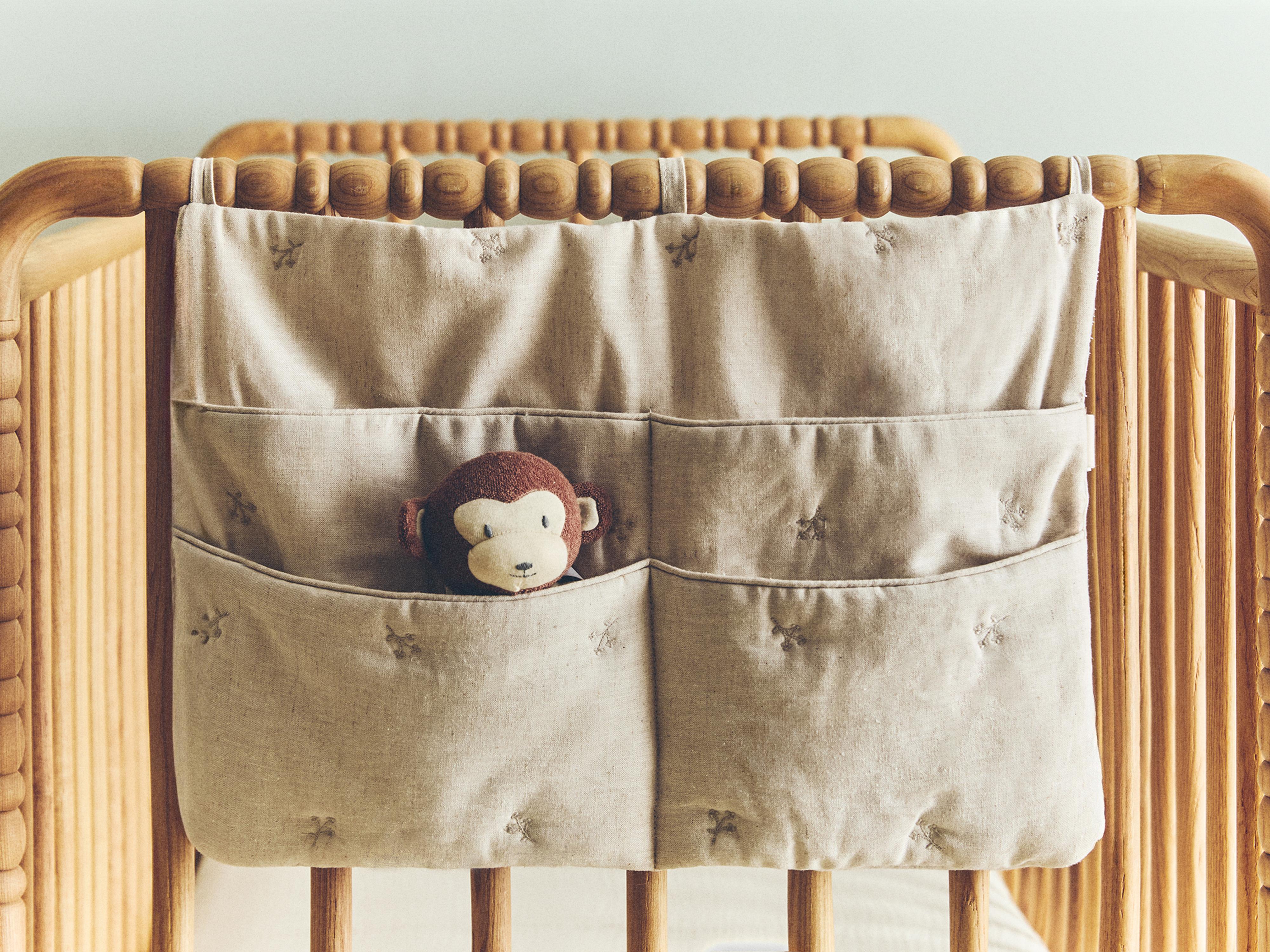 EMBROIDERED CRIB ORGANIZER
