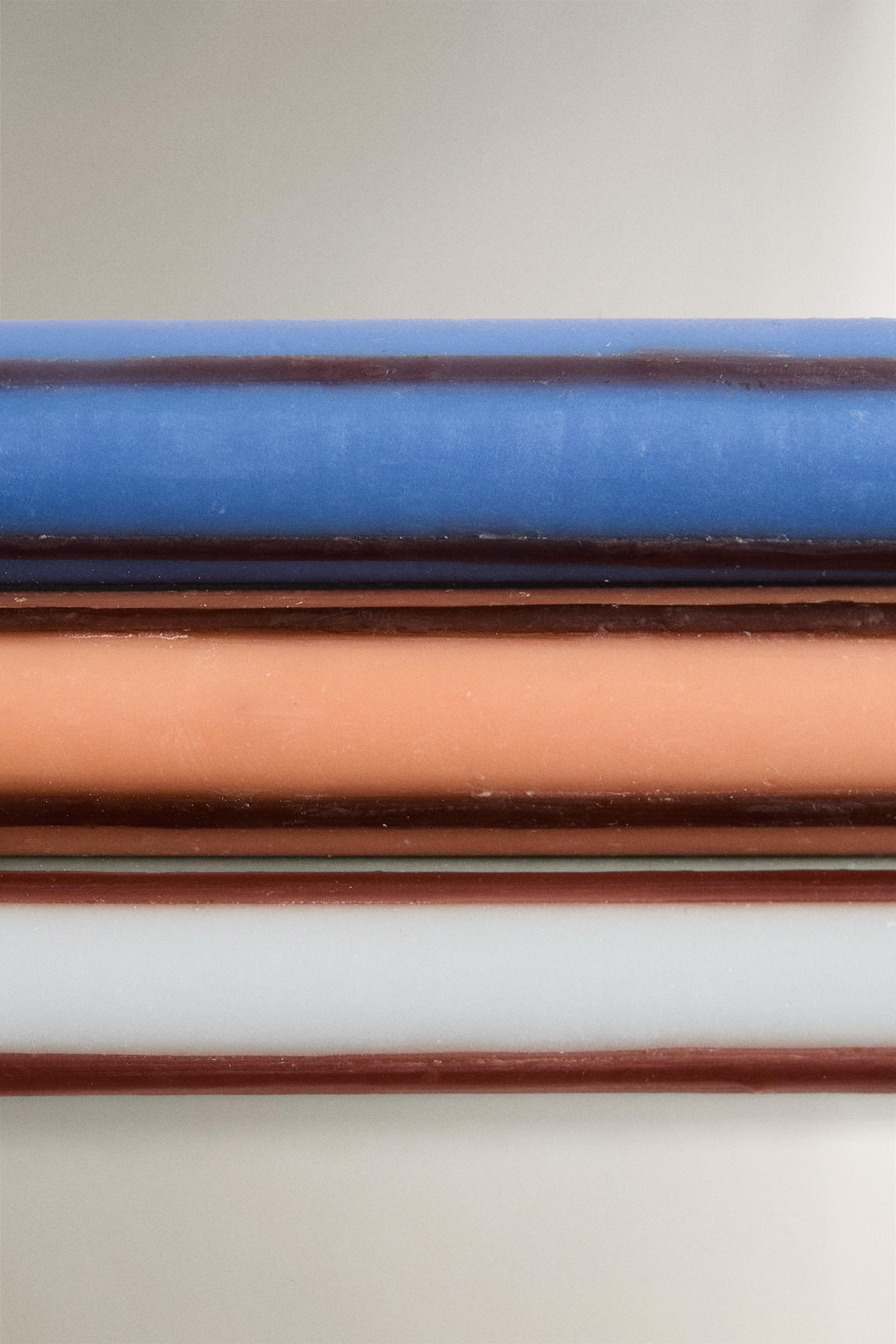 SET OF LONG STRIPED CANDLES (SET OF 3)