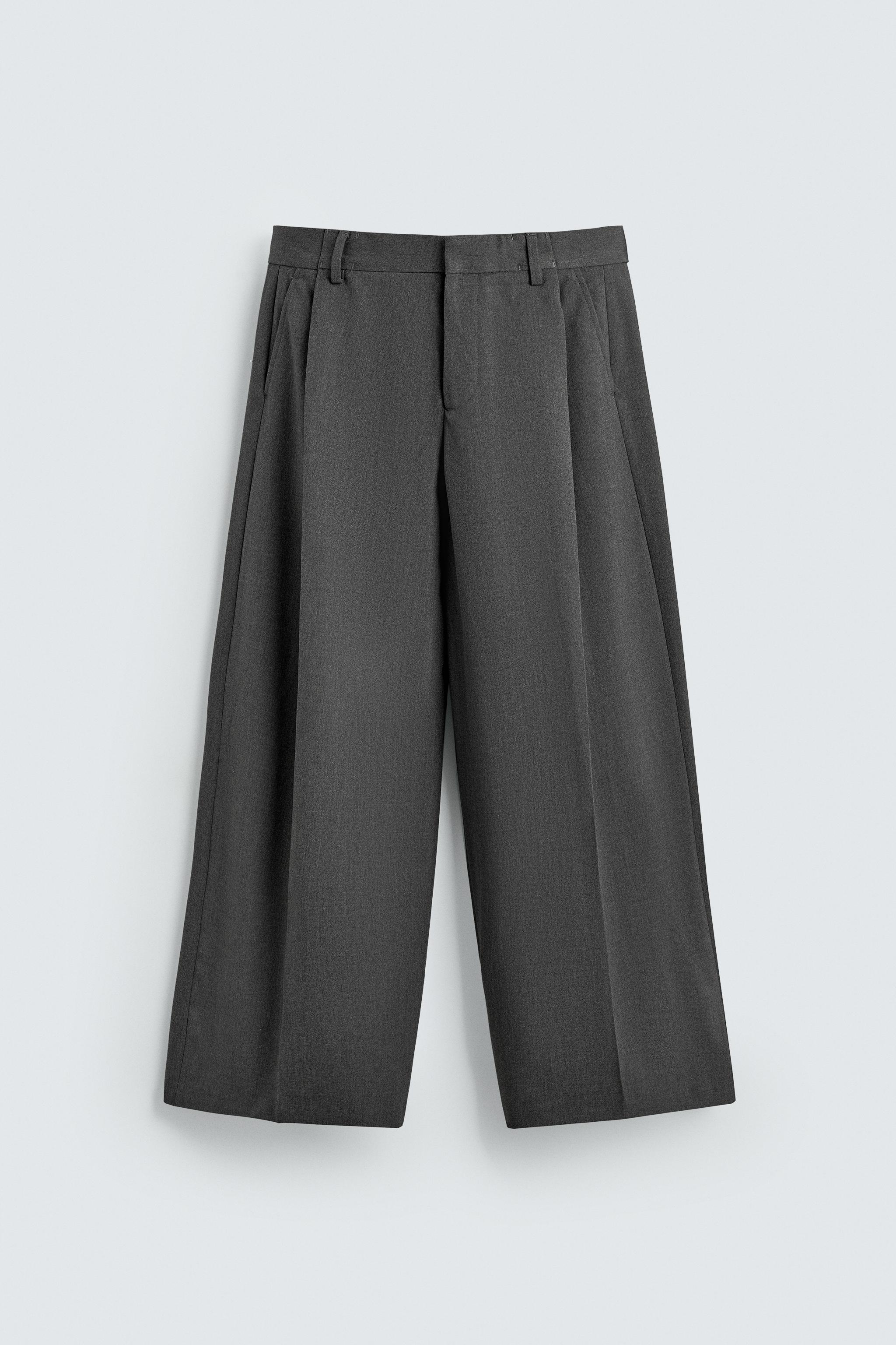 PLEATED WIDE FIT PANTS