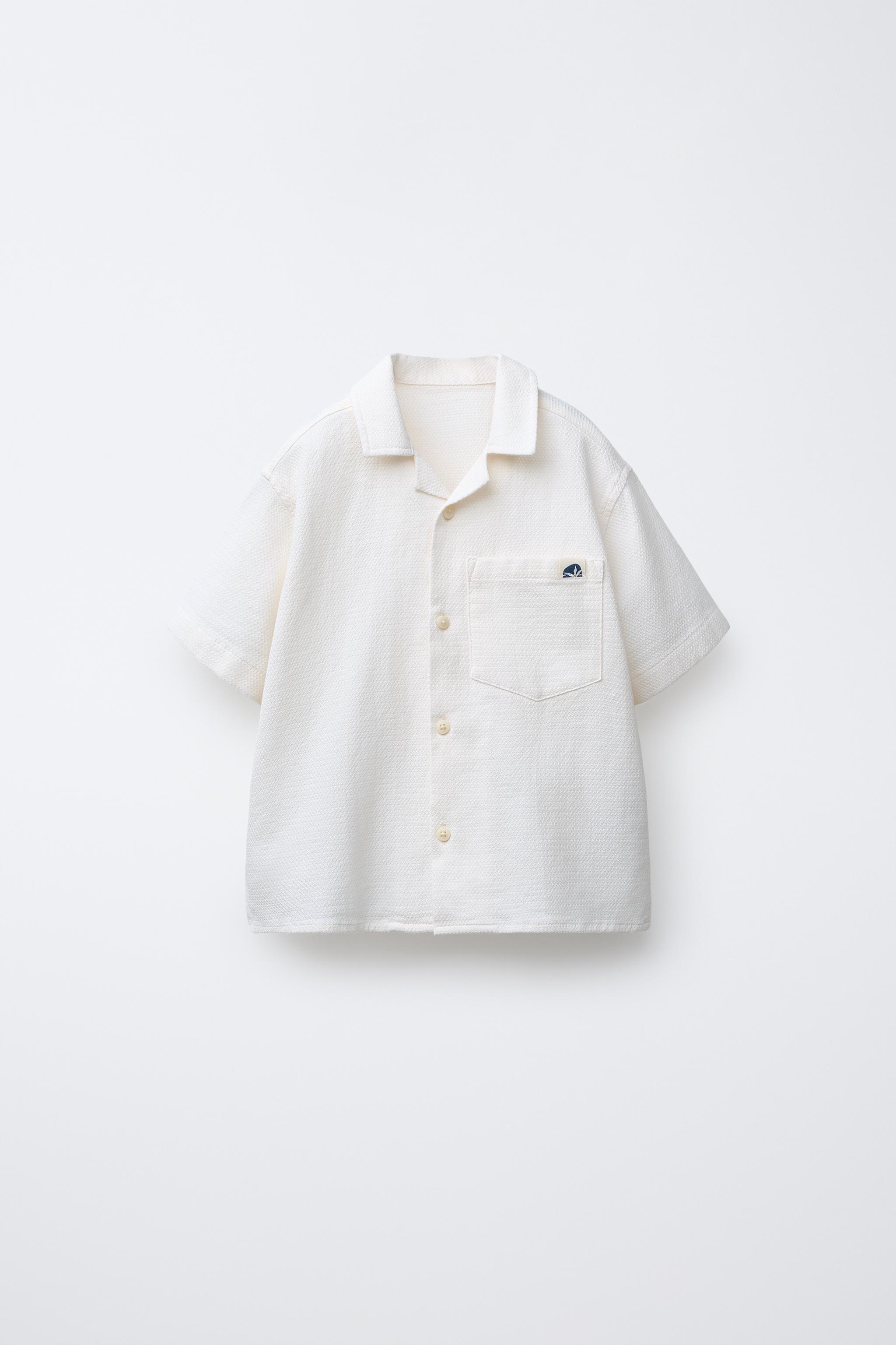 TEXTURED POCKET SHIRT