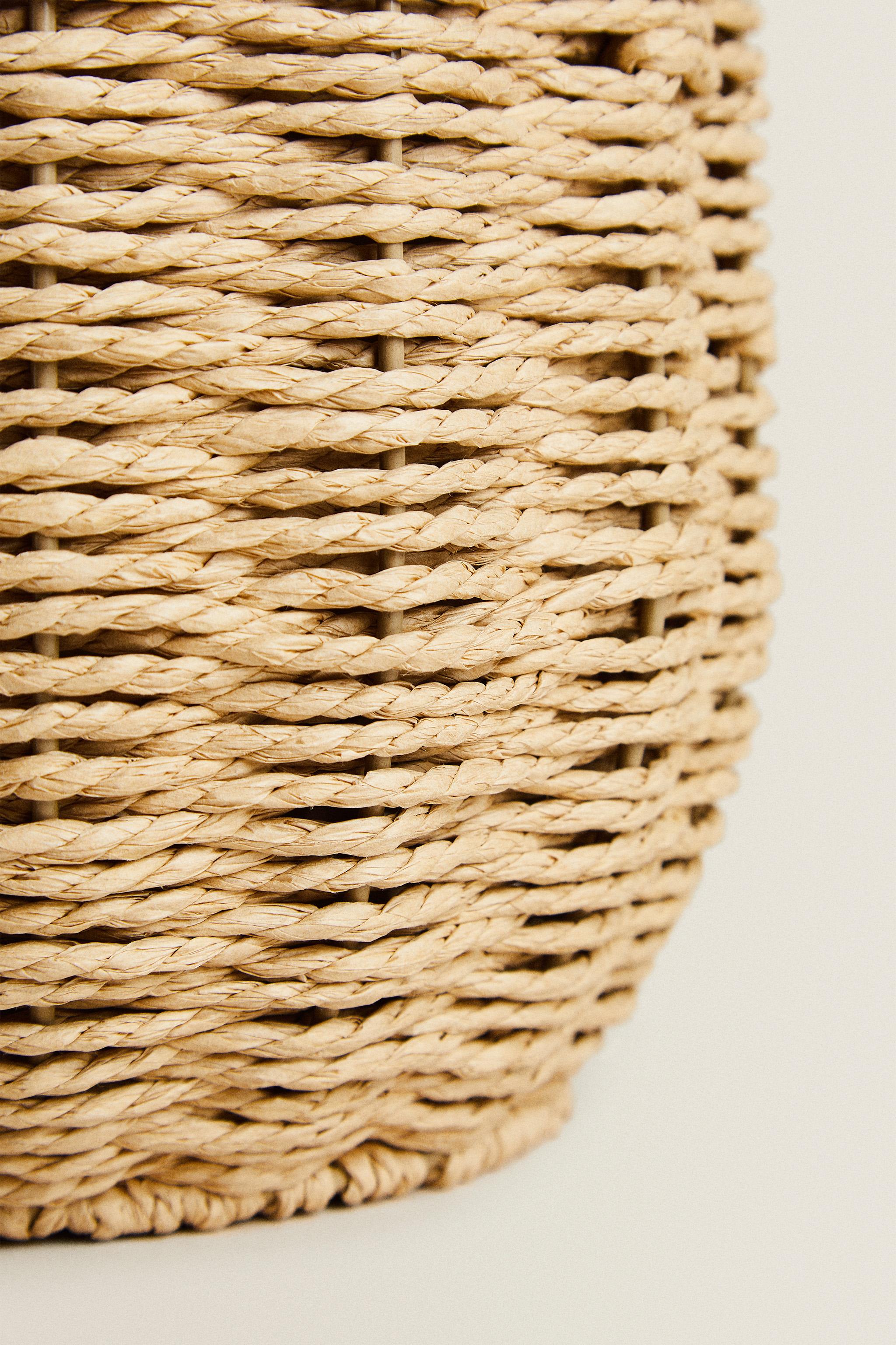 BATHROOM TRASH CAN WITH REMOVABLE LID