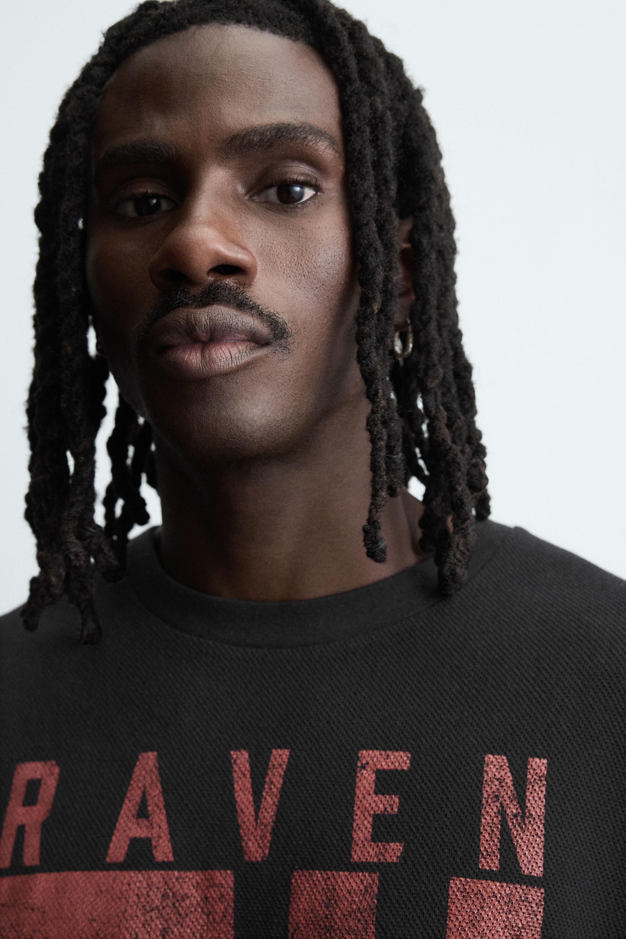 VARSITY OPEN WEAVE T-SHIRT