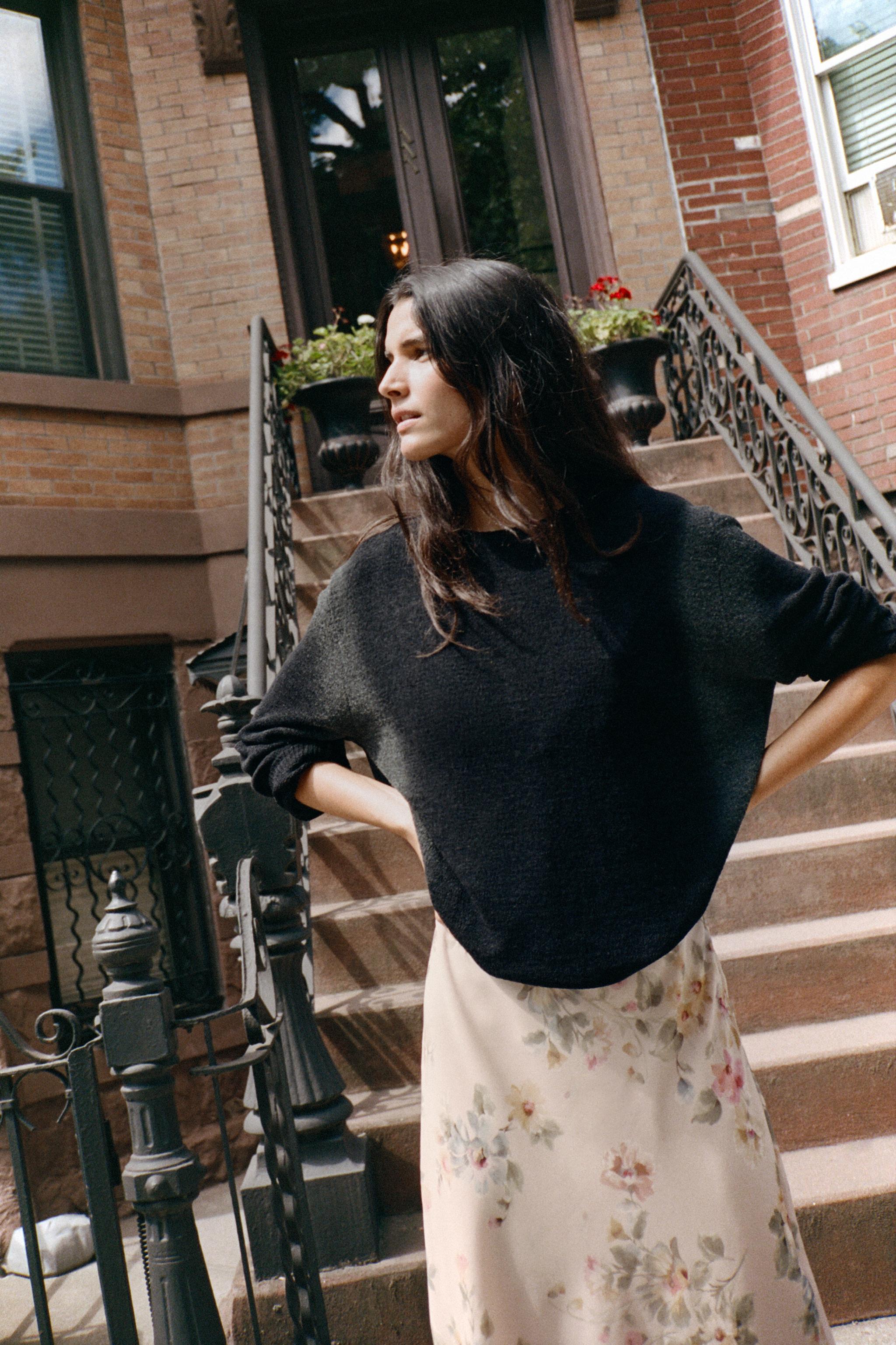 FADED PRINT KNIT SWEATER