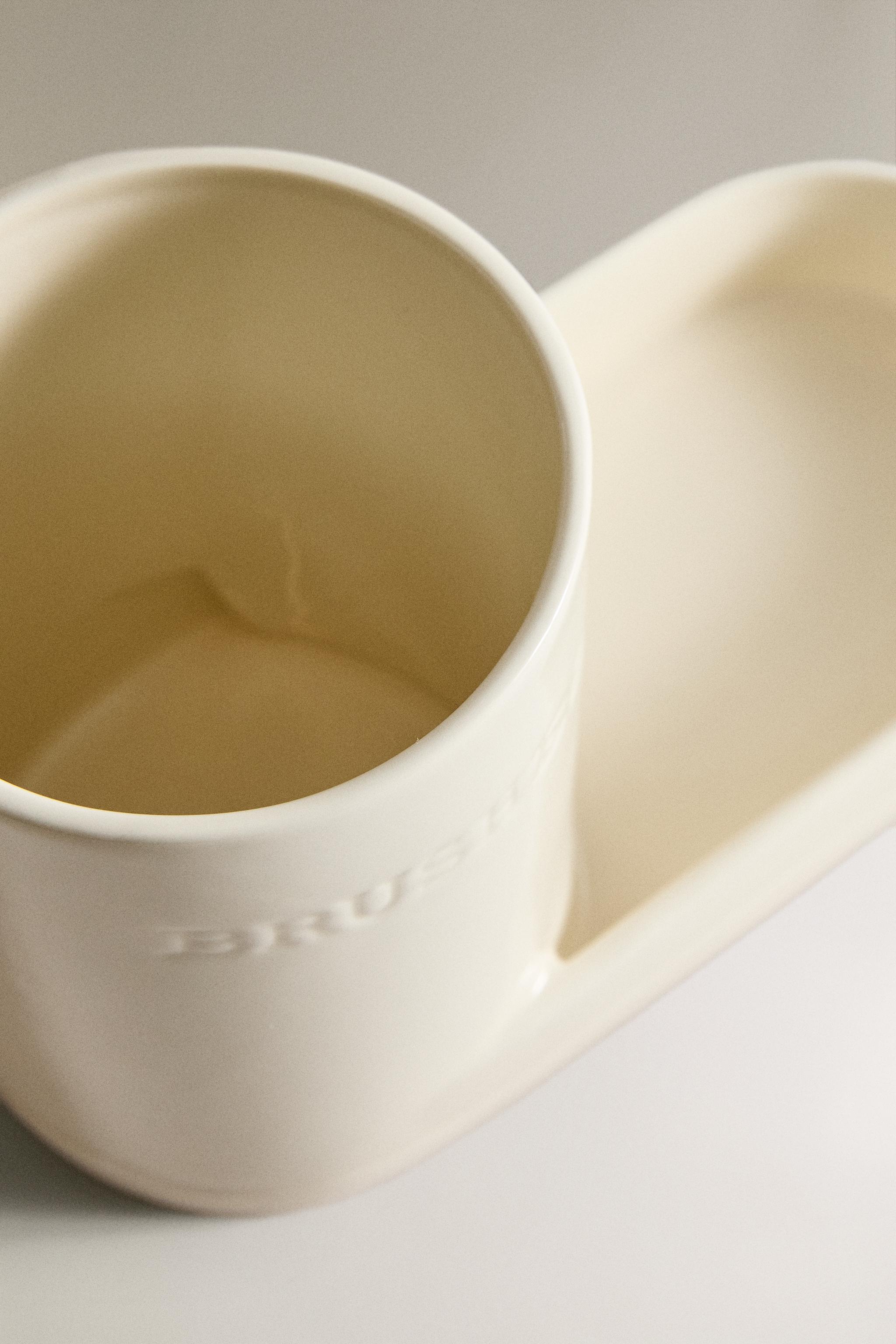 CERAMIC UTENSIL HOLDER