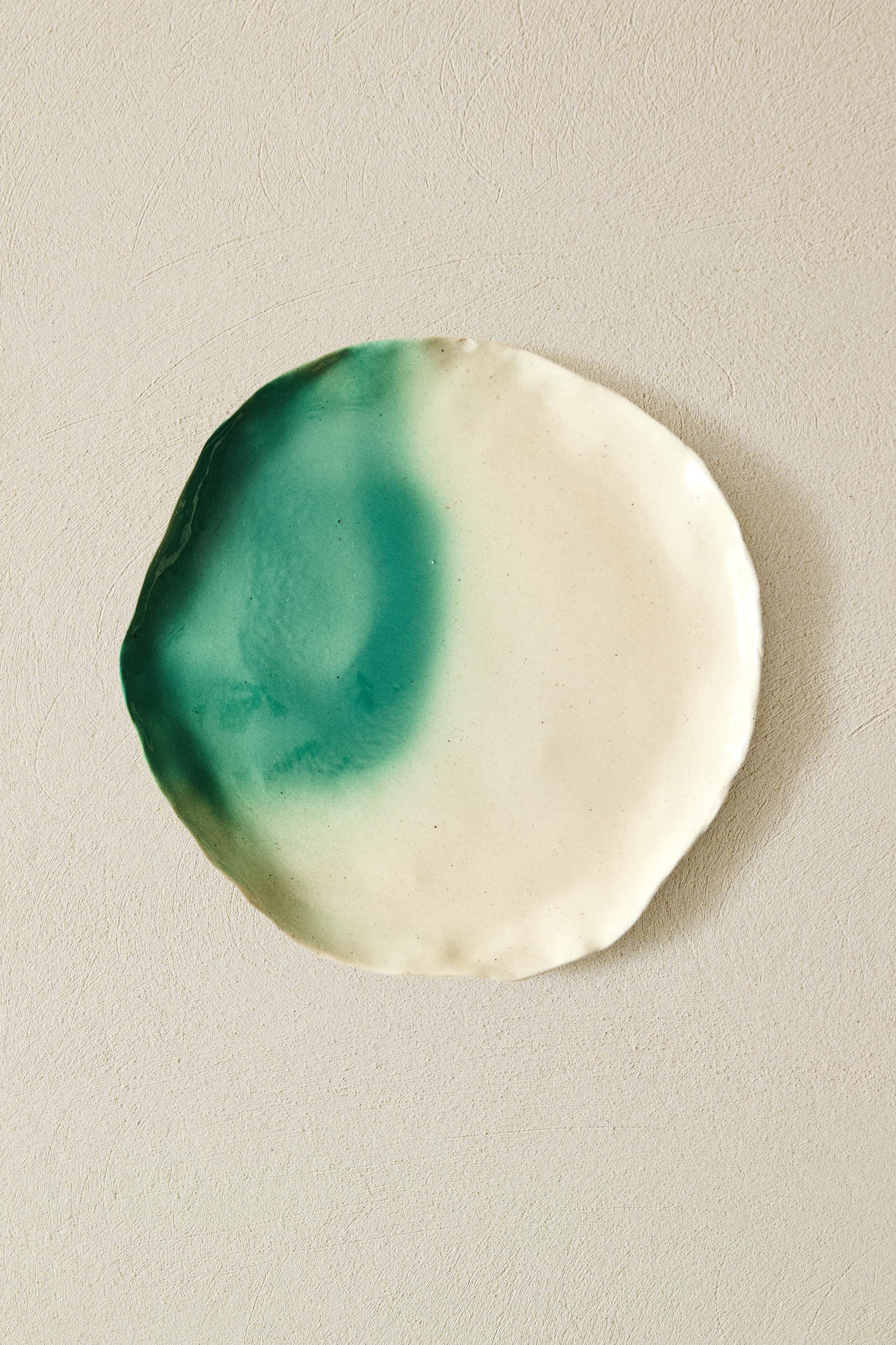 OMBRÉ STONEWARE DESSERT PLATE X COLLAGERIE