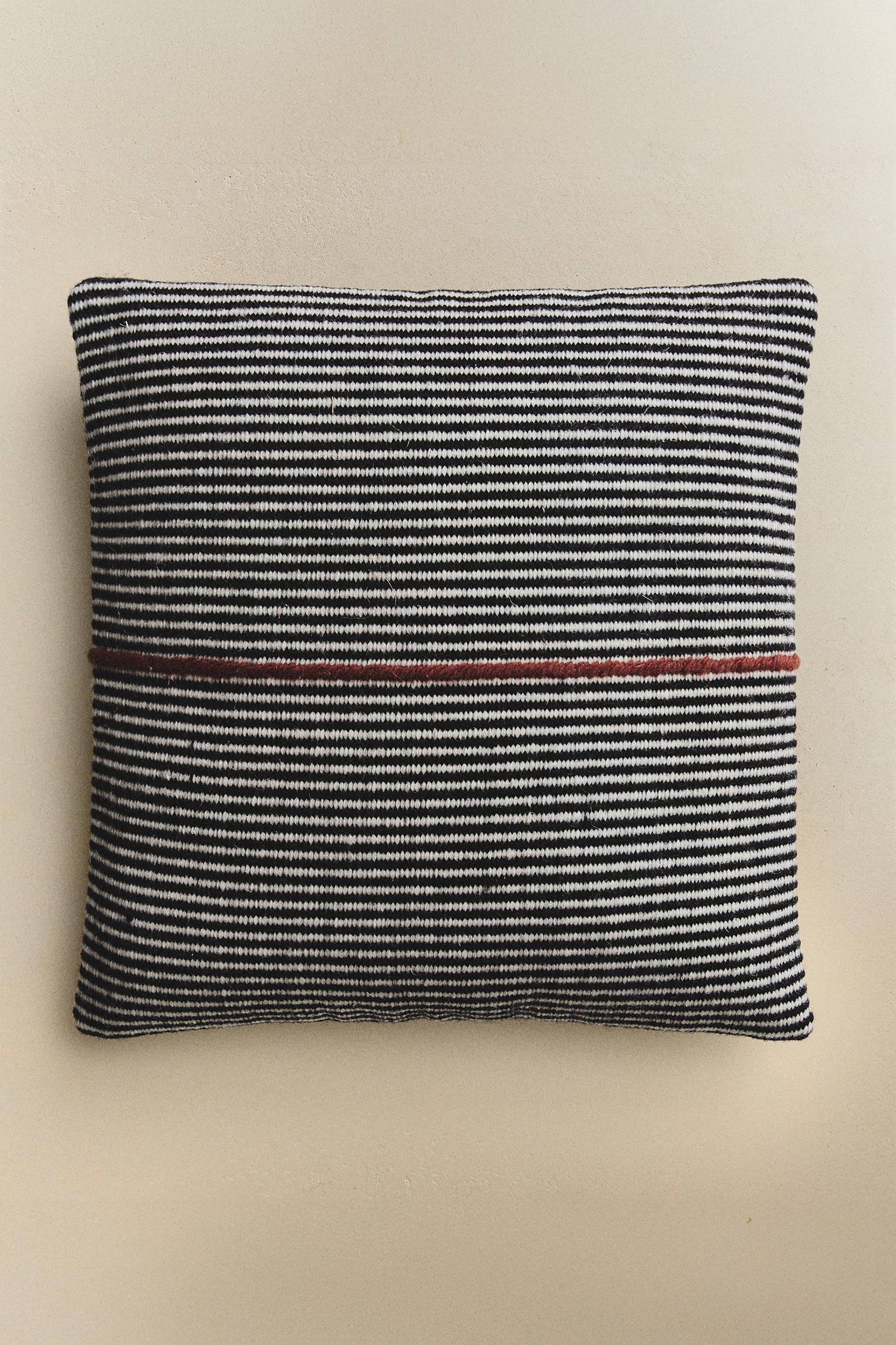 KILIM THROW PILLOW COVER