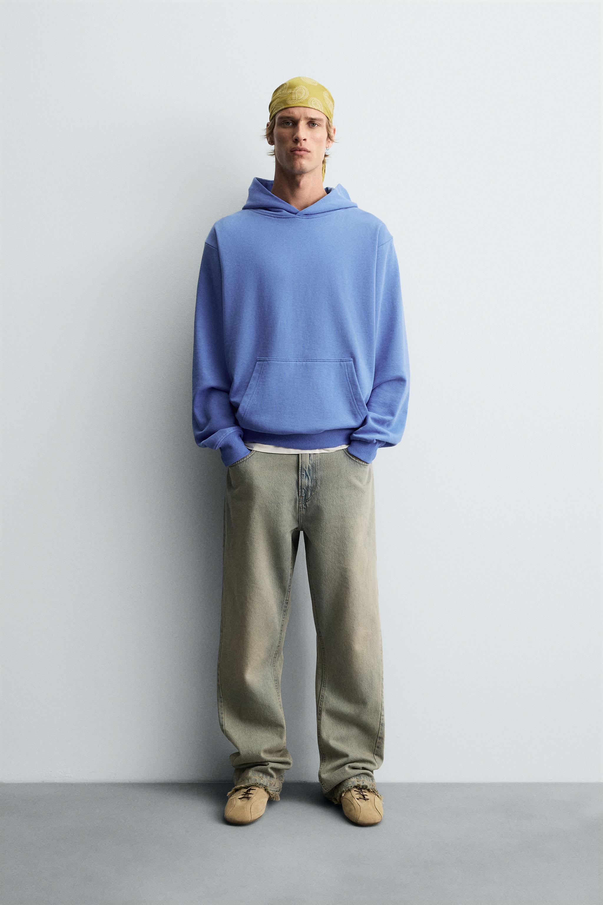 BASIC HOODIE SWEATSHIRT