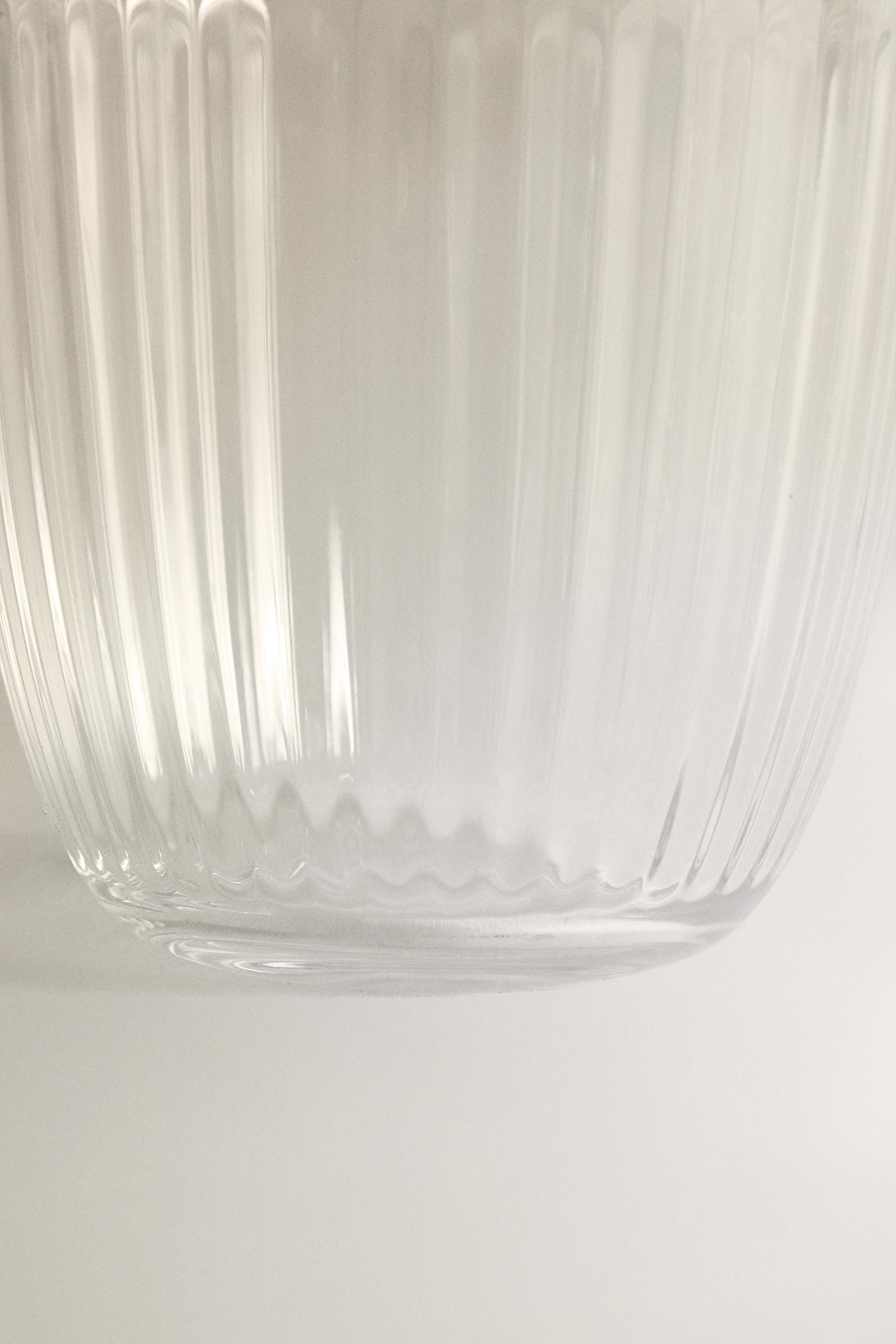 LINEAR-DESIGN GLASS TUMBLER