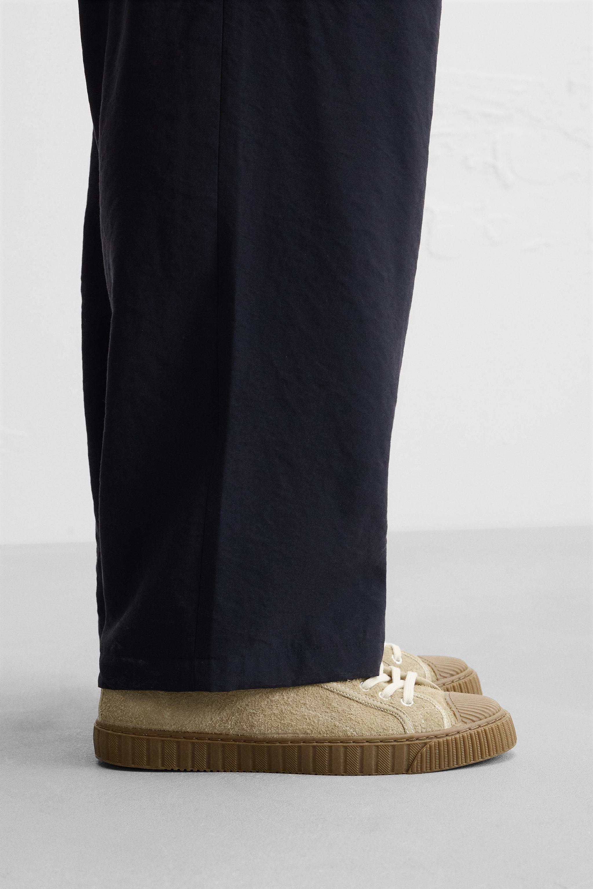 CONTRAST LEATHER SNEAKERS