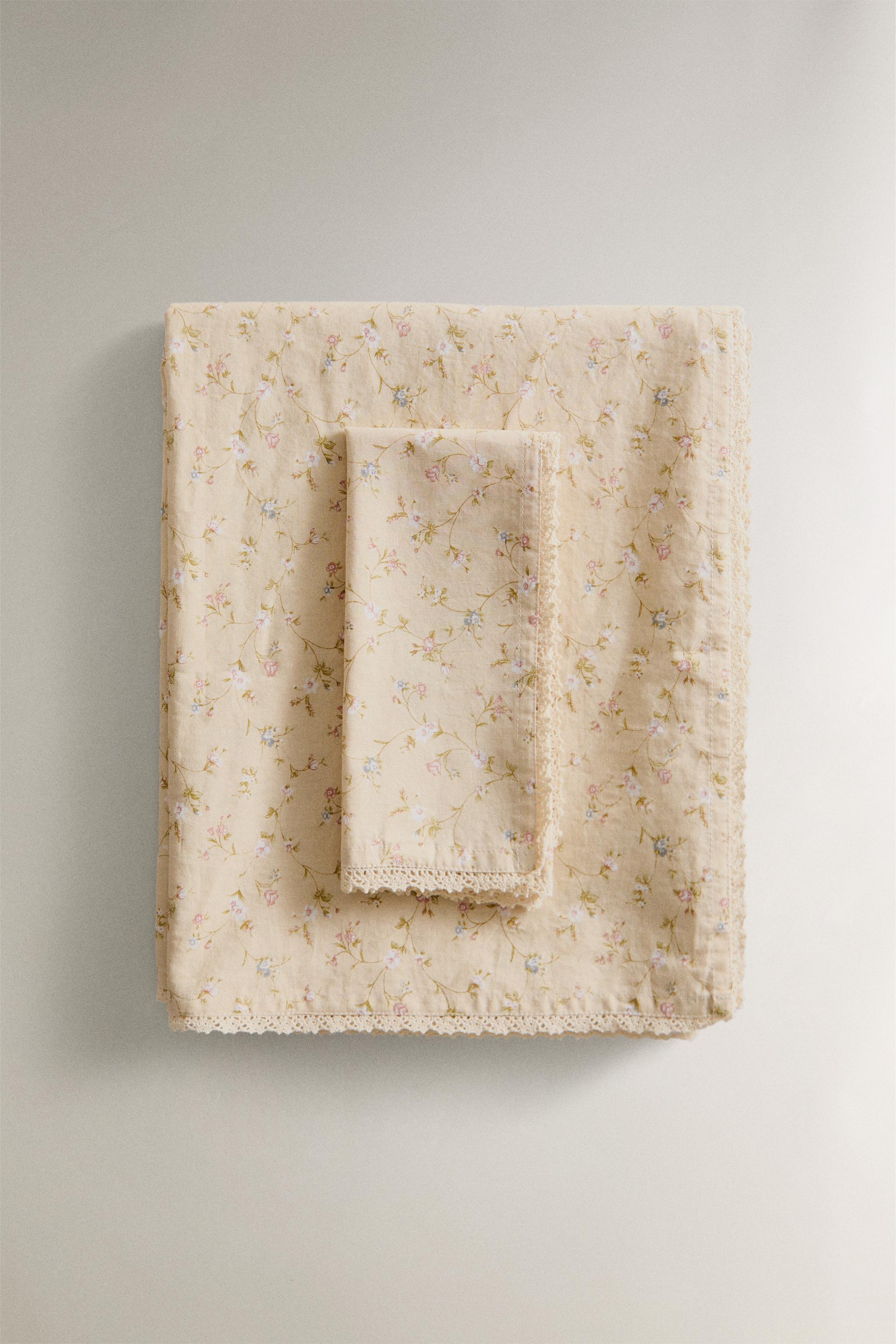 FLORAL COTTON TABLECLOTH