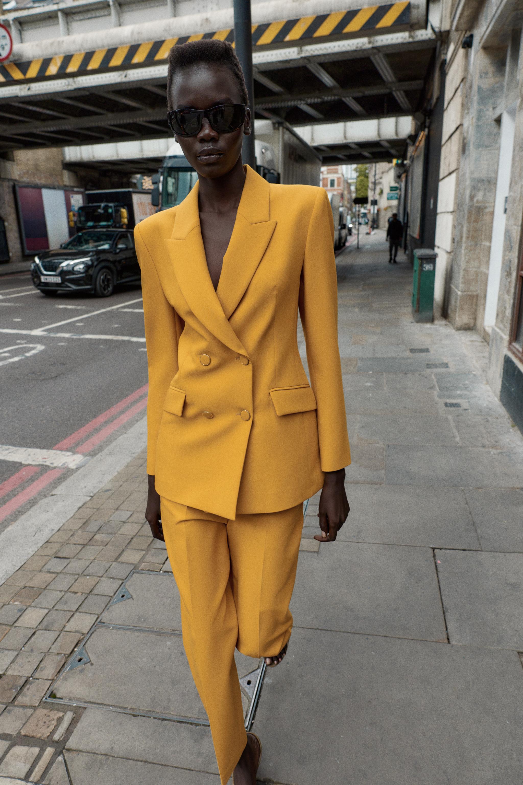 DOUBLE BREASTED BLAZER WITH SHOULDER PADS