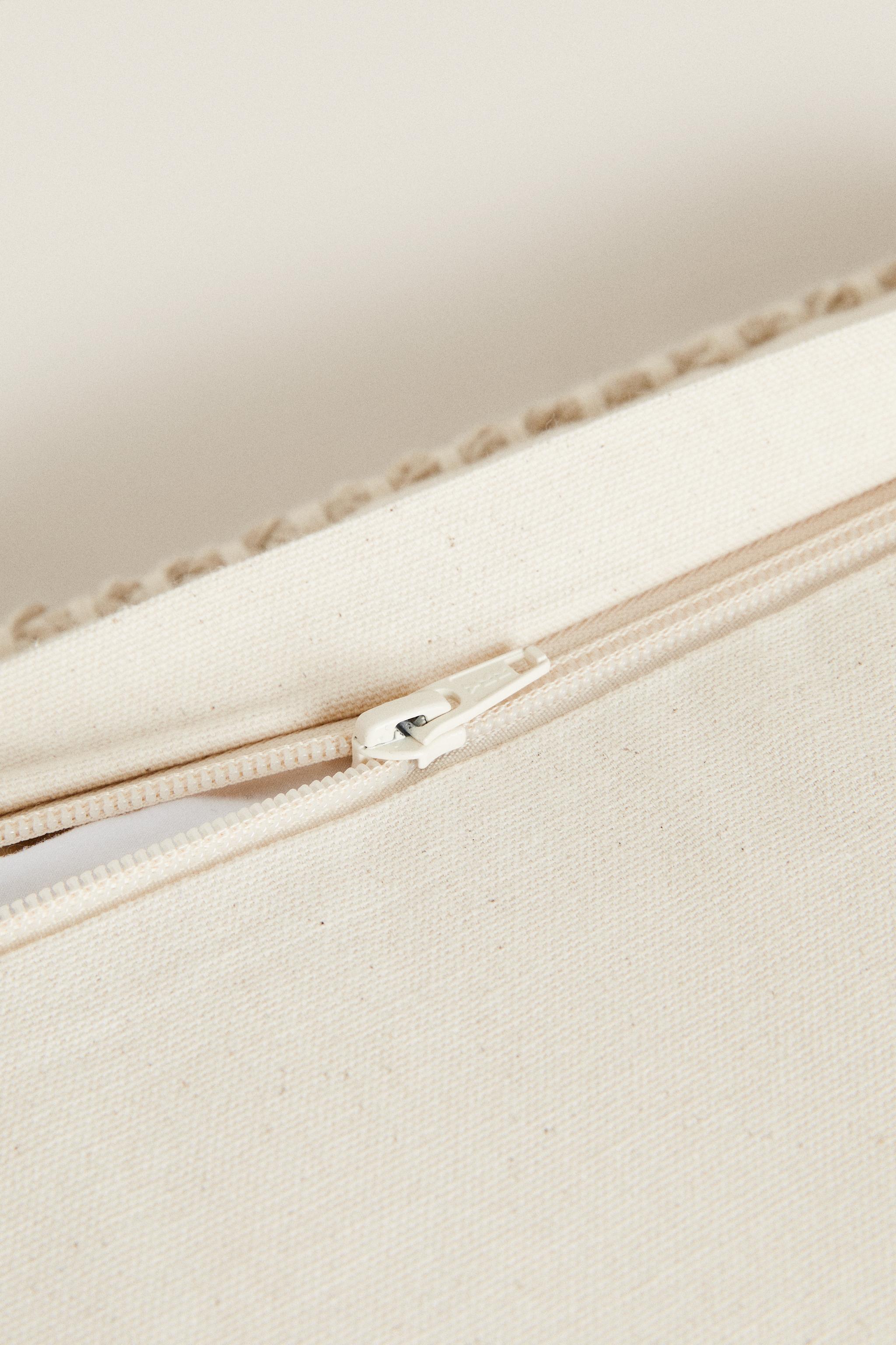 BRAIDED THROW PILLOW COVER