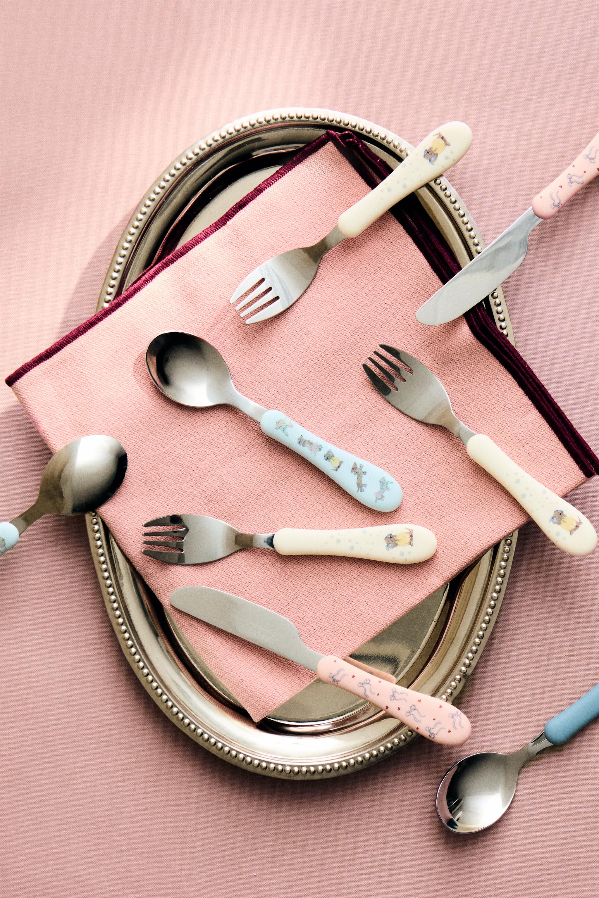 CHILDREN'S FLATWARE SET SKATING DOG