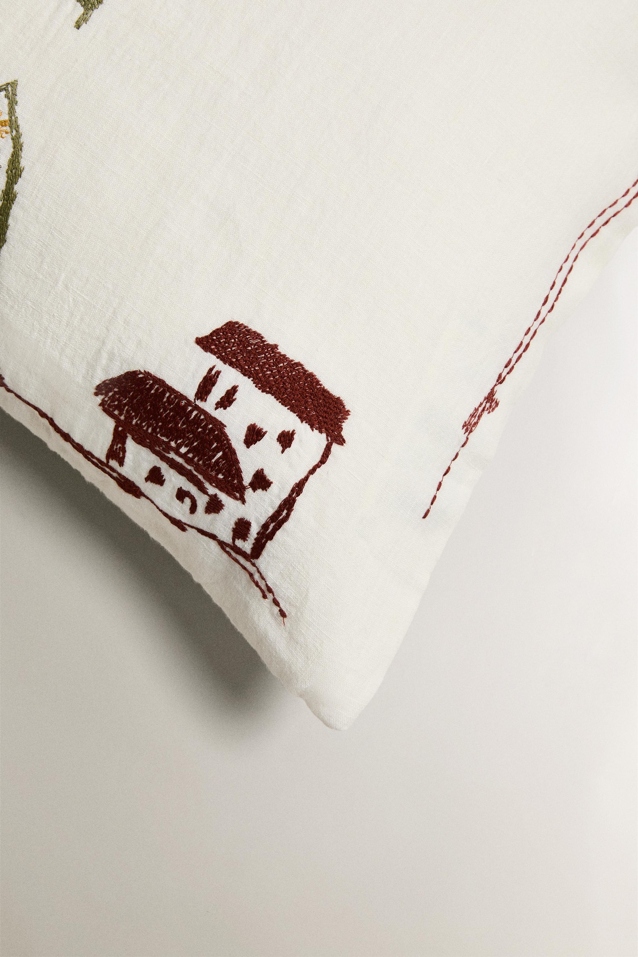 EMBROIDERED COASTAL THROW PILLOW COVER