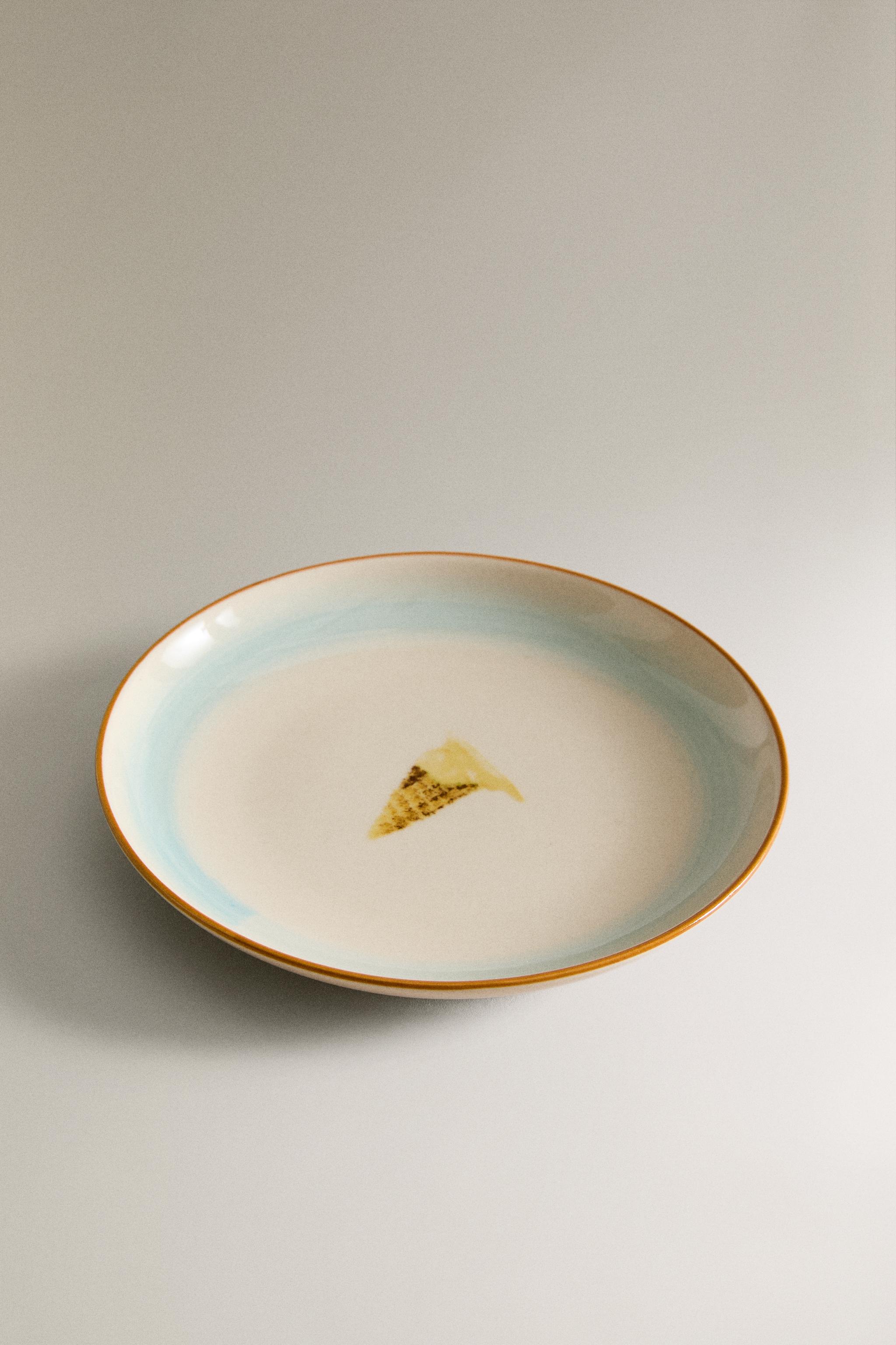 STONEWARE ICE CREAM DESSERT PLATE