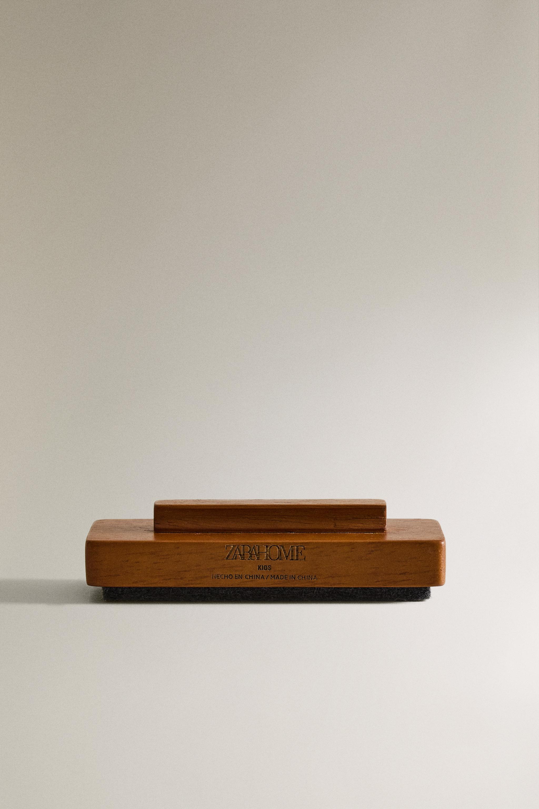 WOODEN CHALKBOARD ERASER