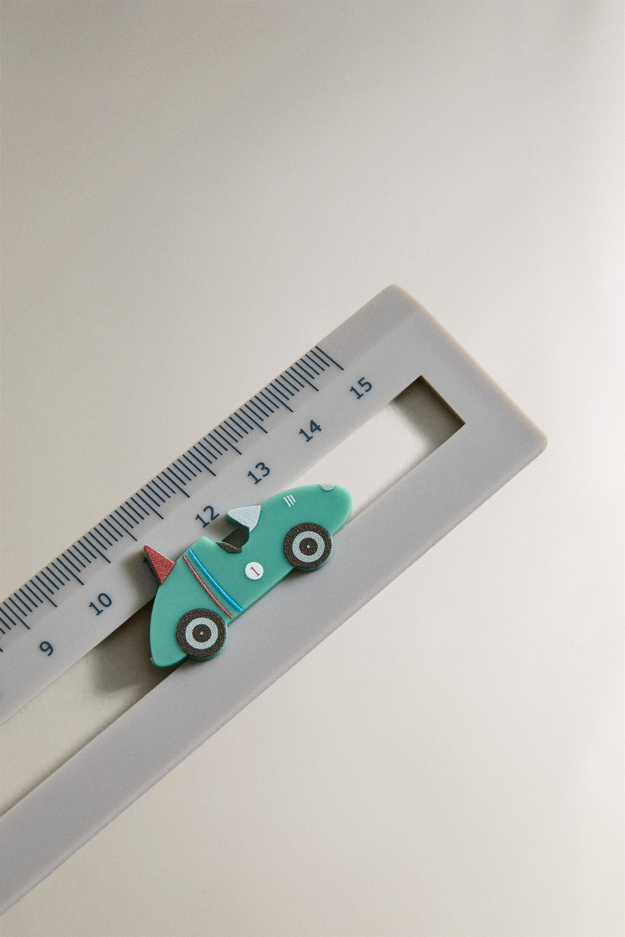 CHILDREN'S RACING RULER