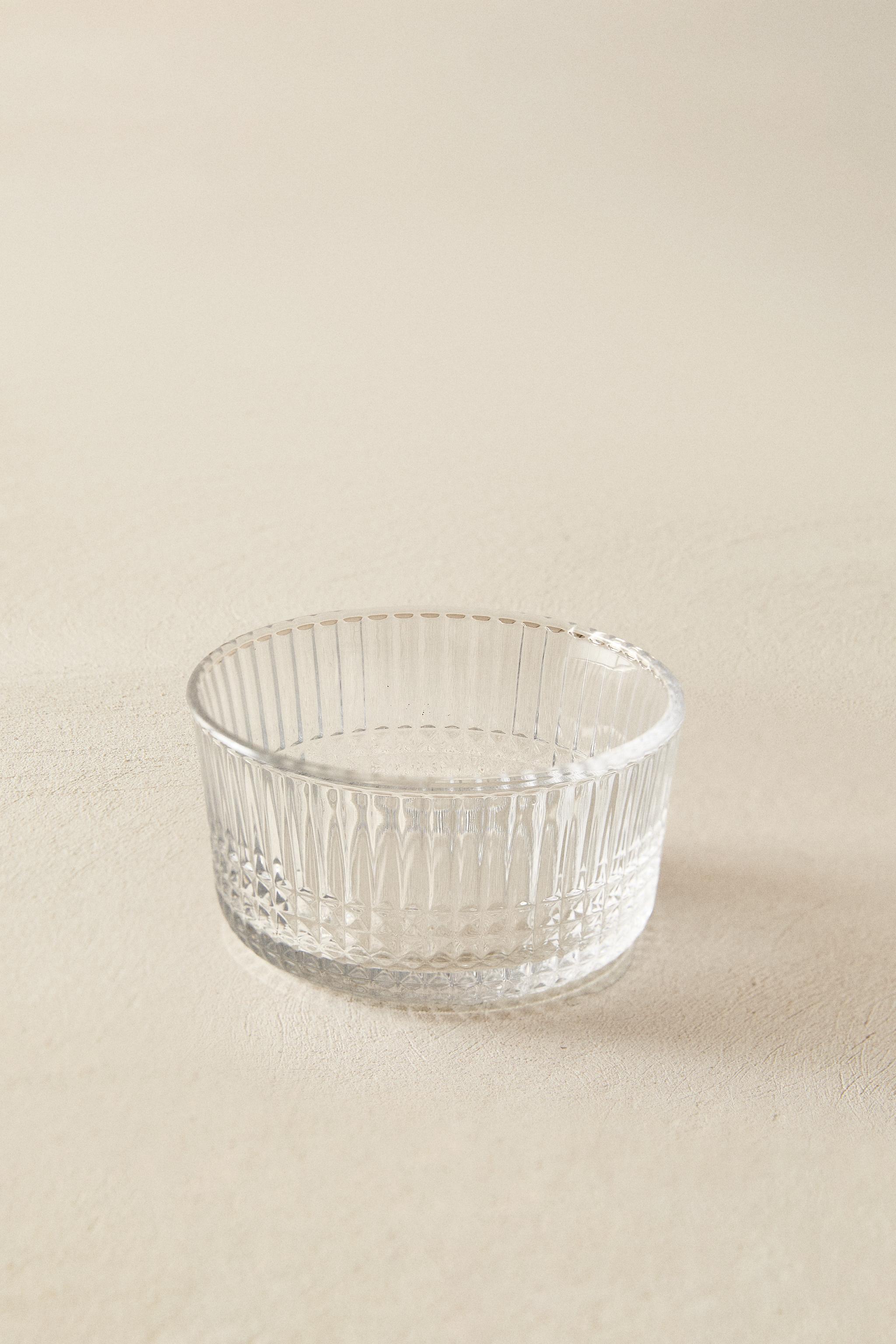 MINI GLASS BOWL WITH RAISED GEOMETRIC DESIGN