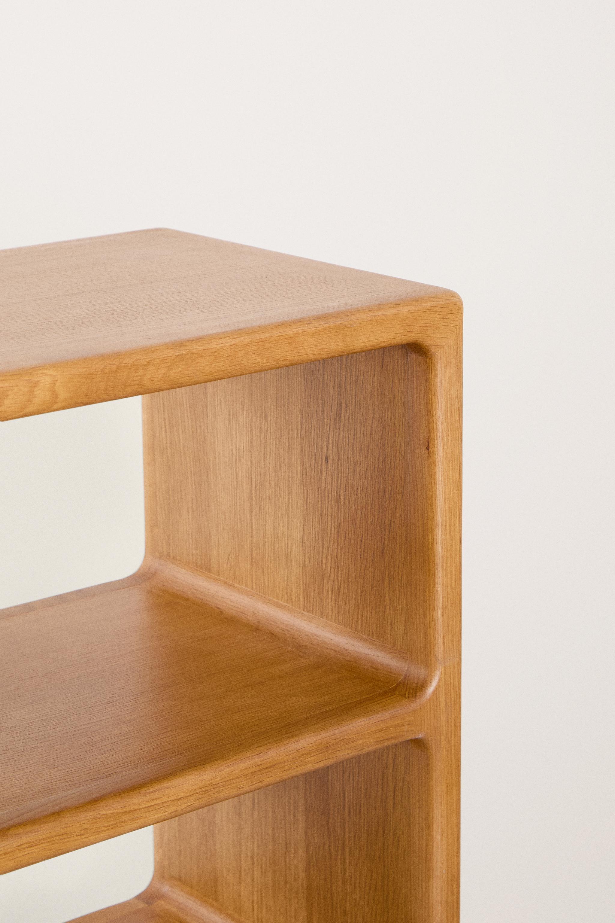 HIGH HONEY OAK BOOKCASE