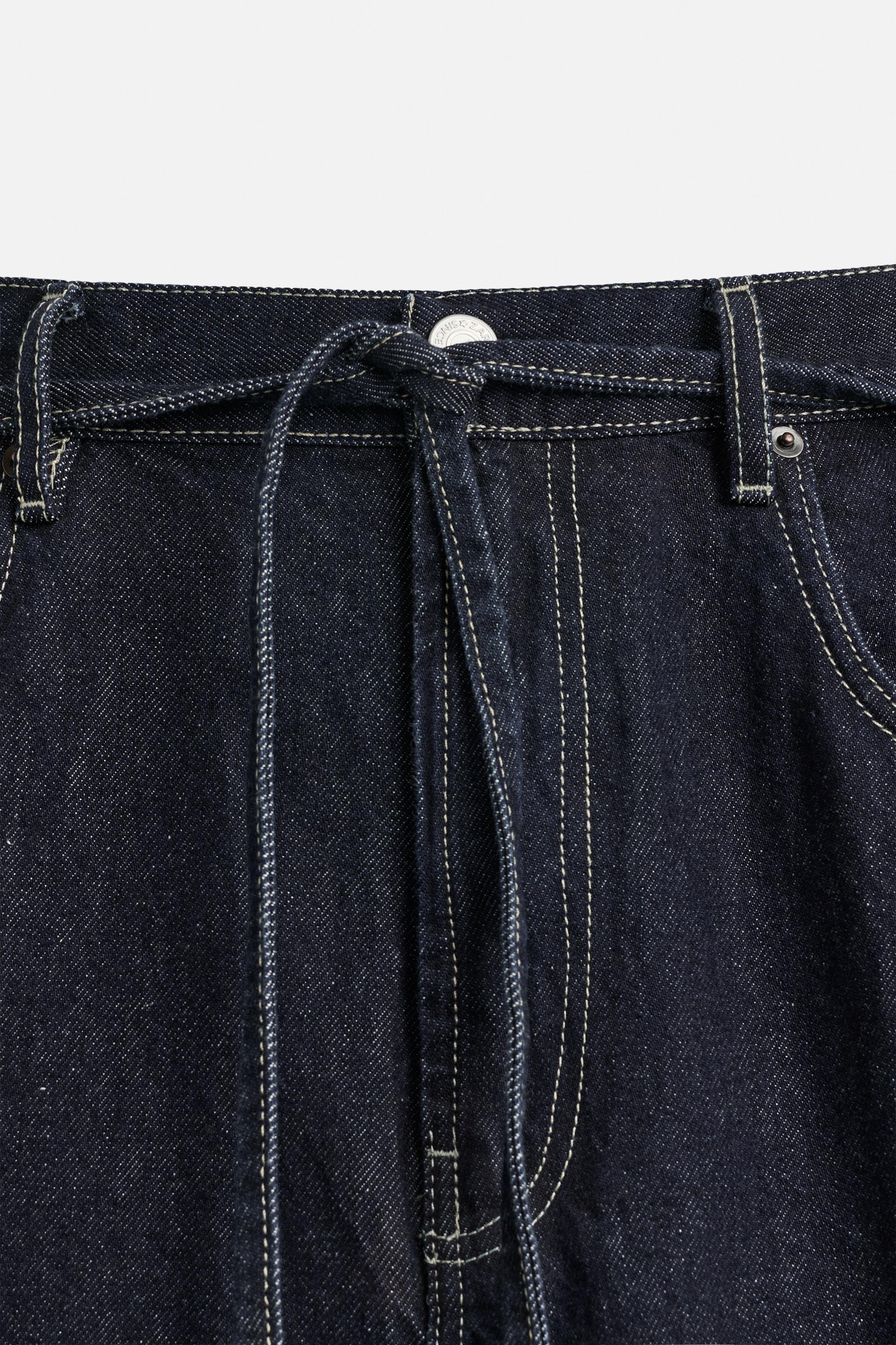 WIDE FIT DENIM CARGO SHORTS
