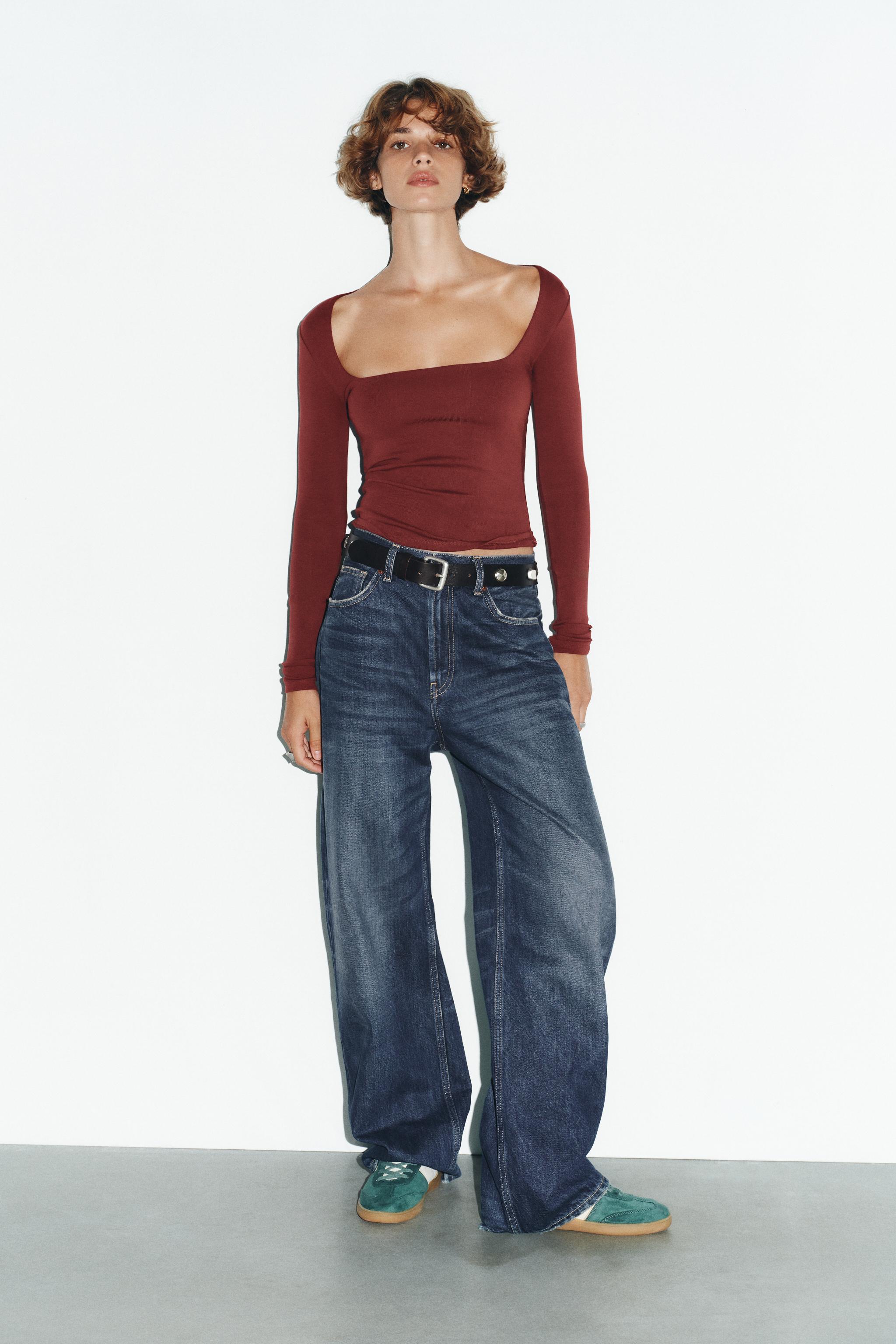 RIBBED SQUARE NECK TOP