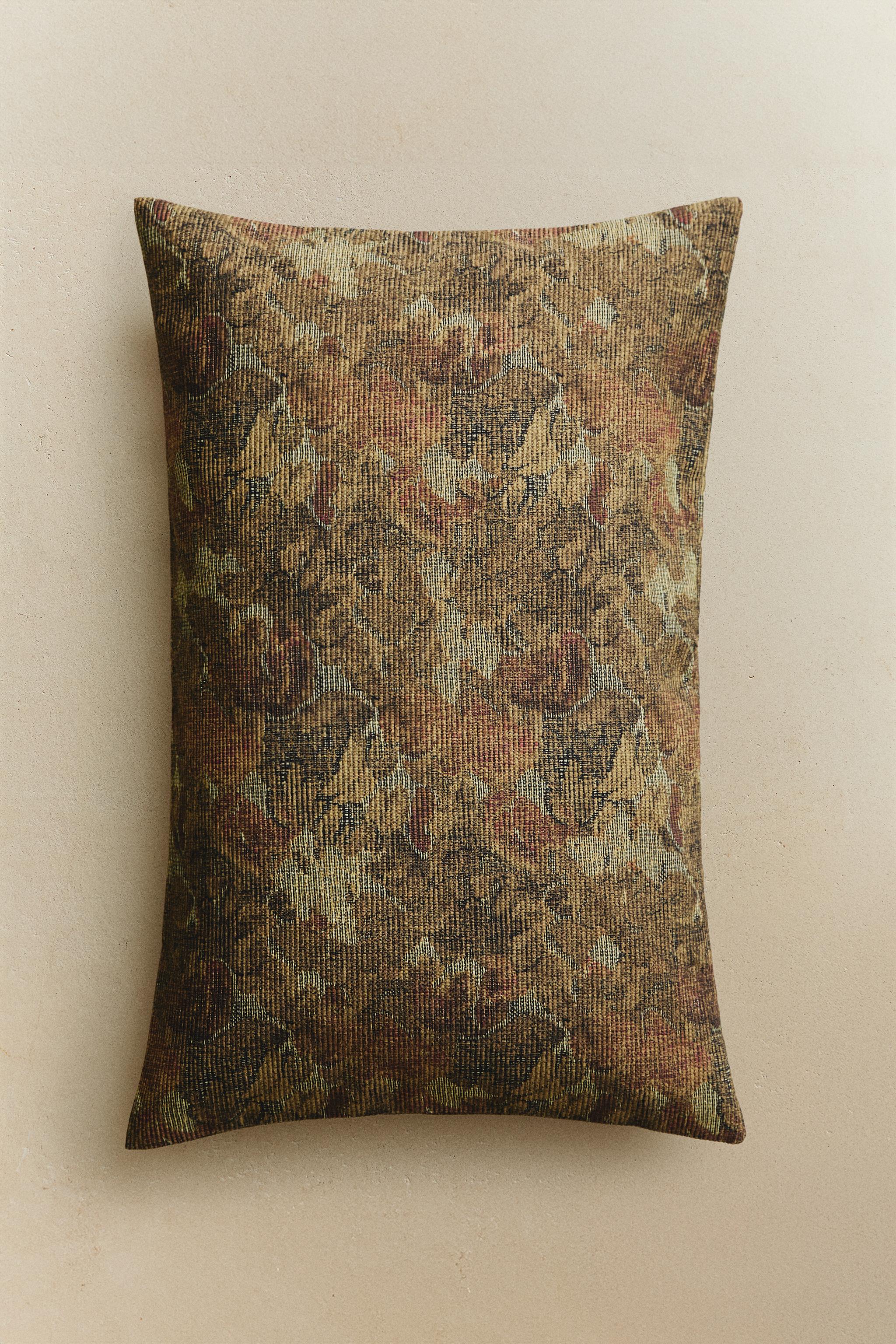 TREE THROW PILLOW COVER