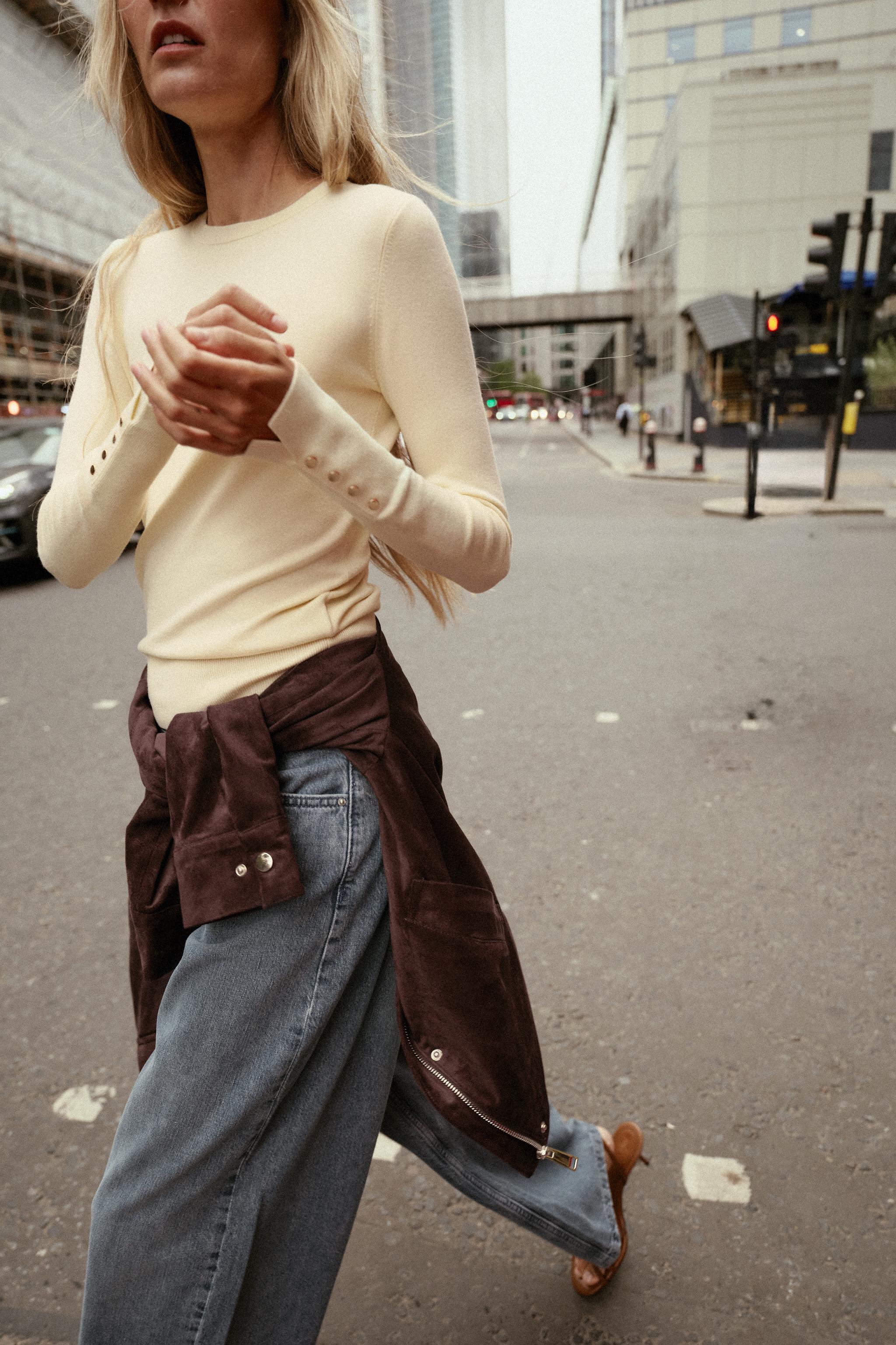 BASIC PLAIN KNIT SWEATER