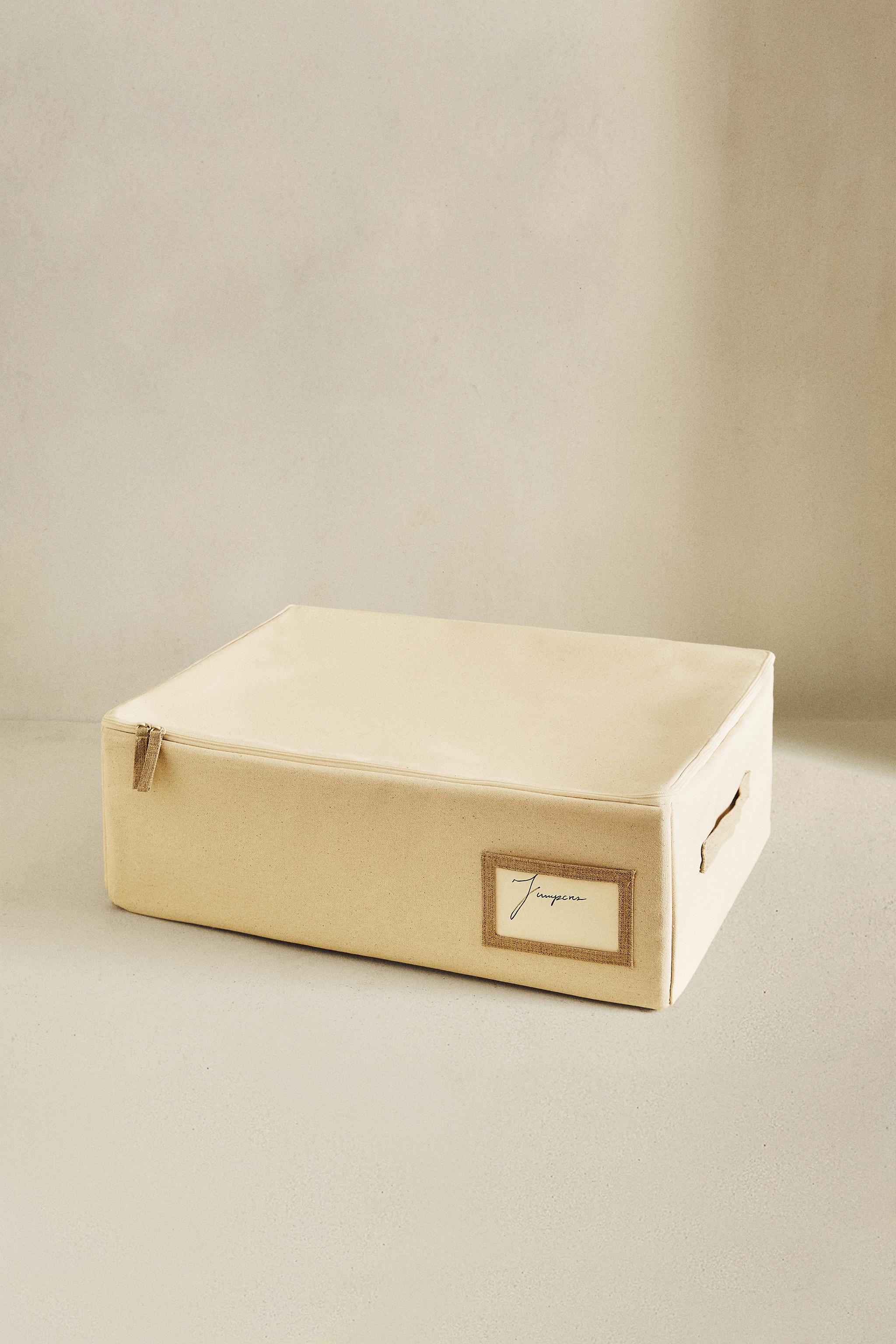 MEDIUM WARDROBE ORGANIZER BOX