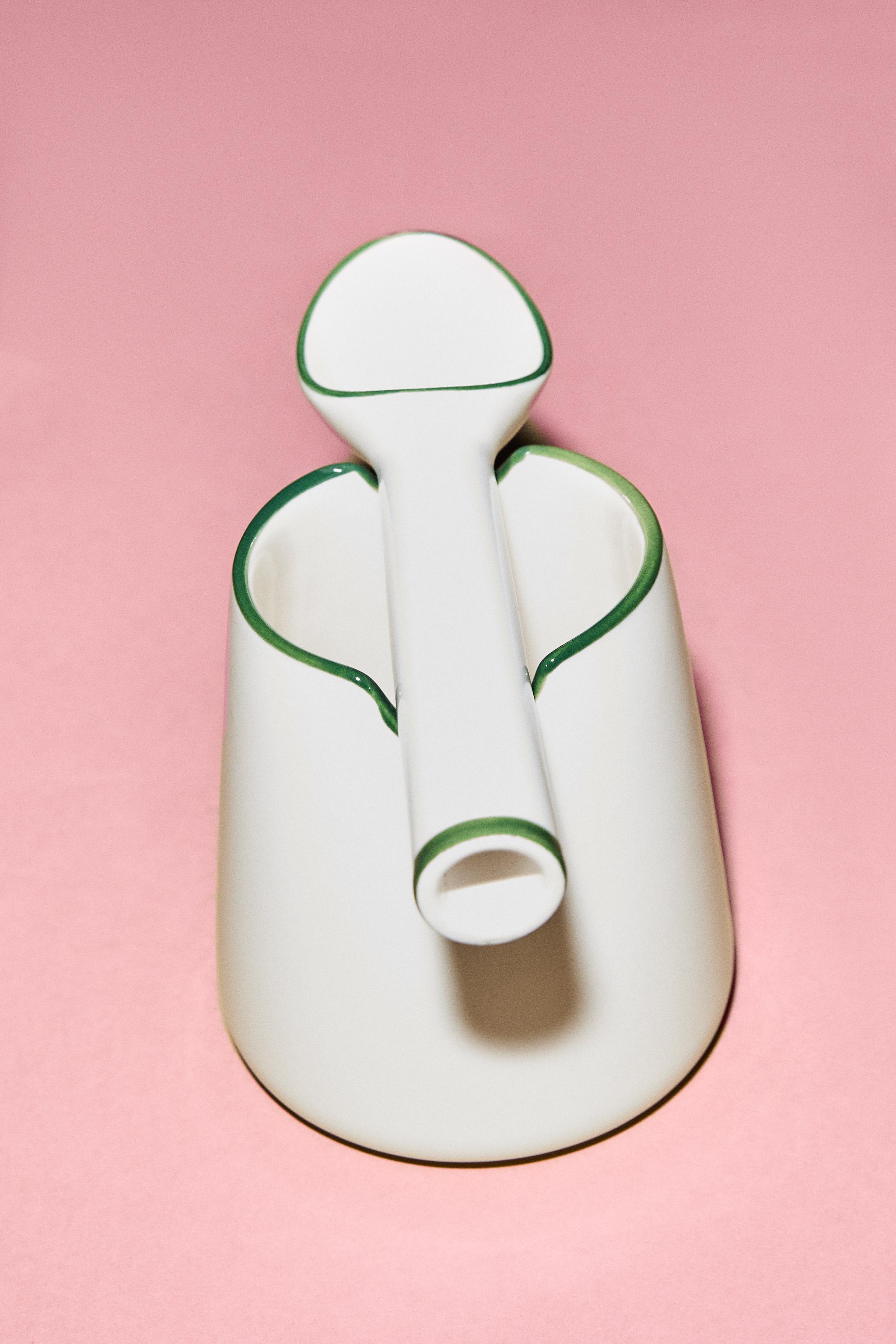 STONEWARE ICE CREAM SERVING SET