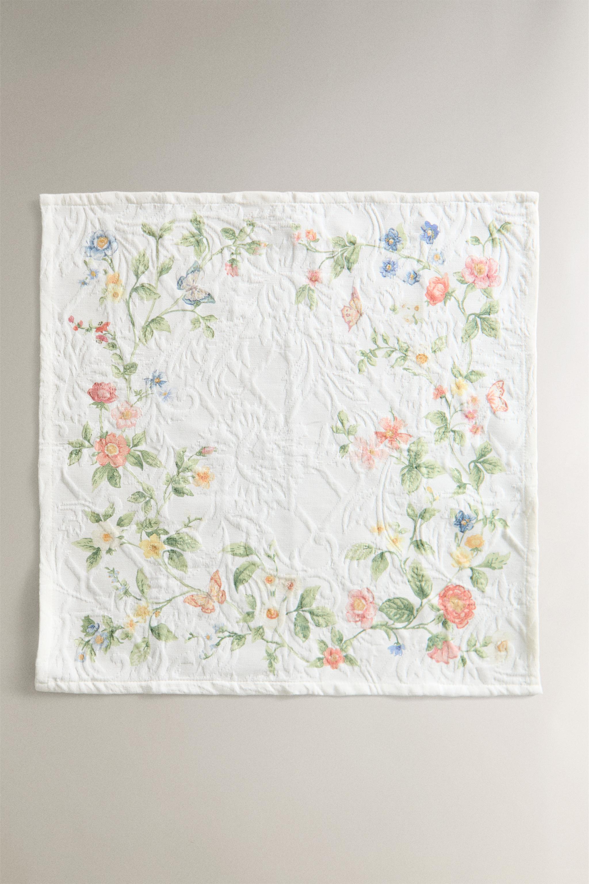 SET OF JACQUARD NAPKINS AND FLORAL PRINT (SET OF 2)