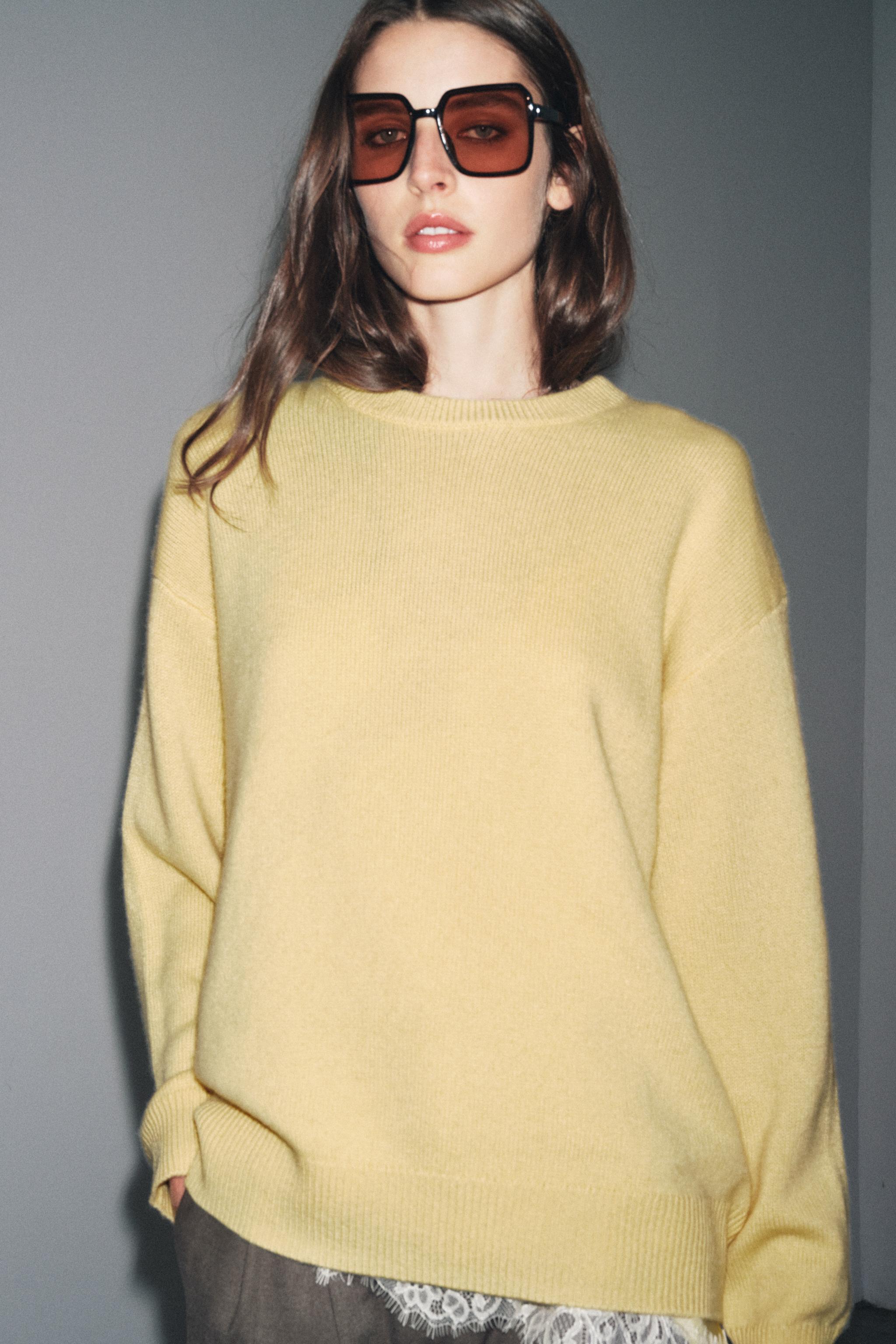 BASIC 100% CASHMERE KNIT SWEATER