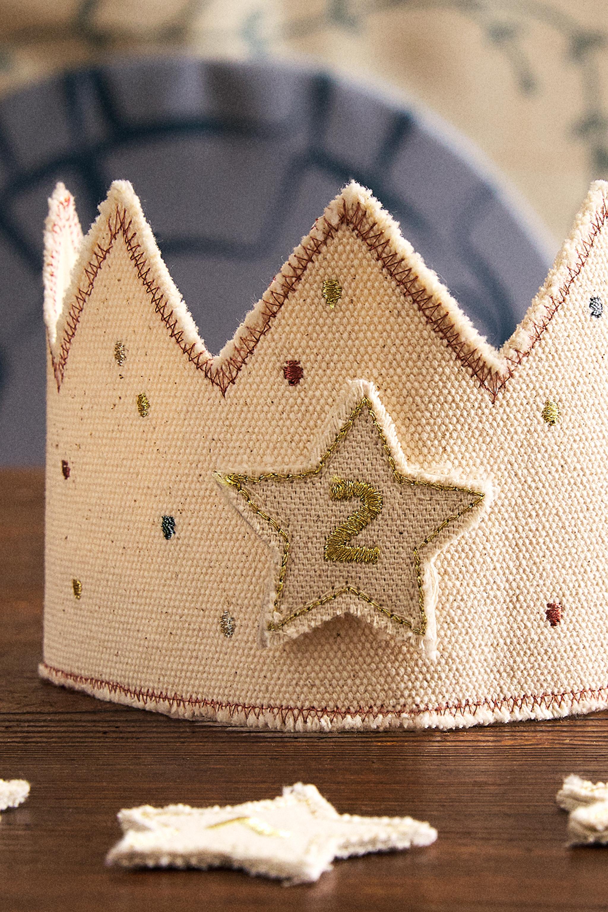 CHILDREN'S BIRTHDAY CROWN