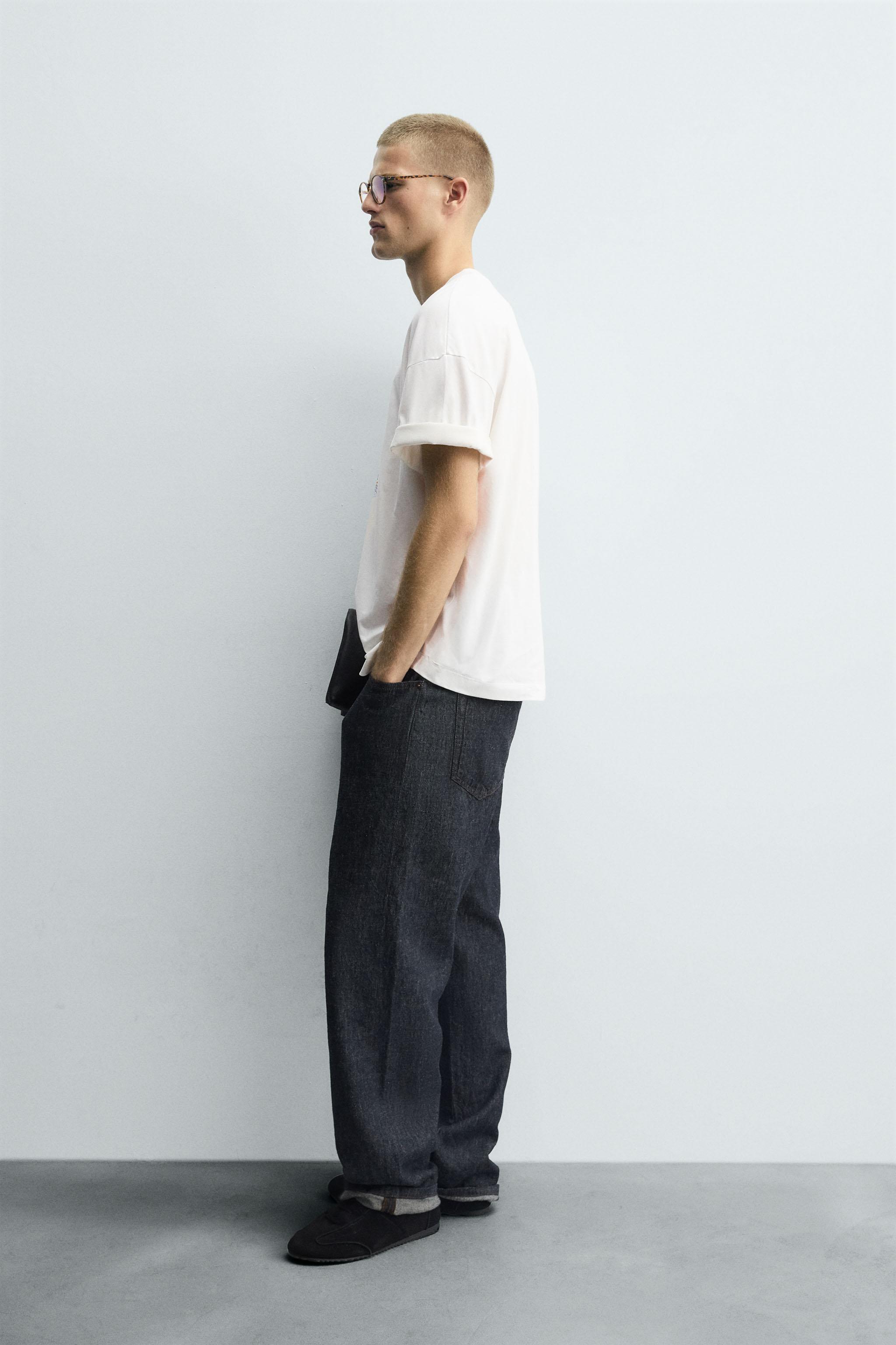 EMBROIDERED PRINT T-SHIRT