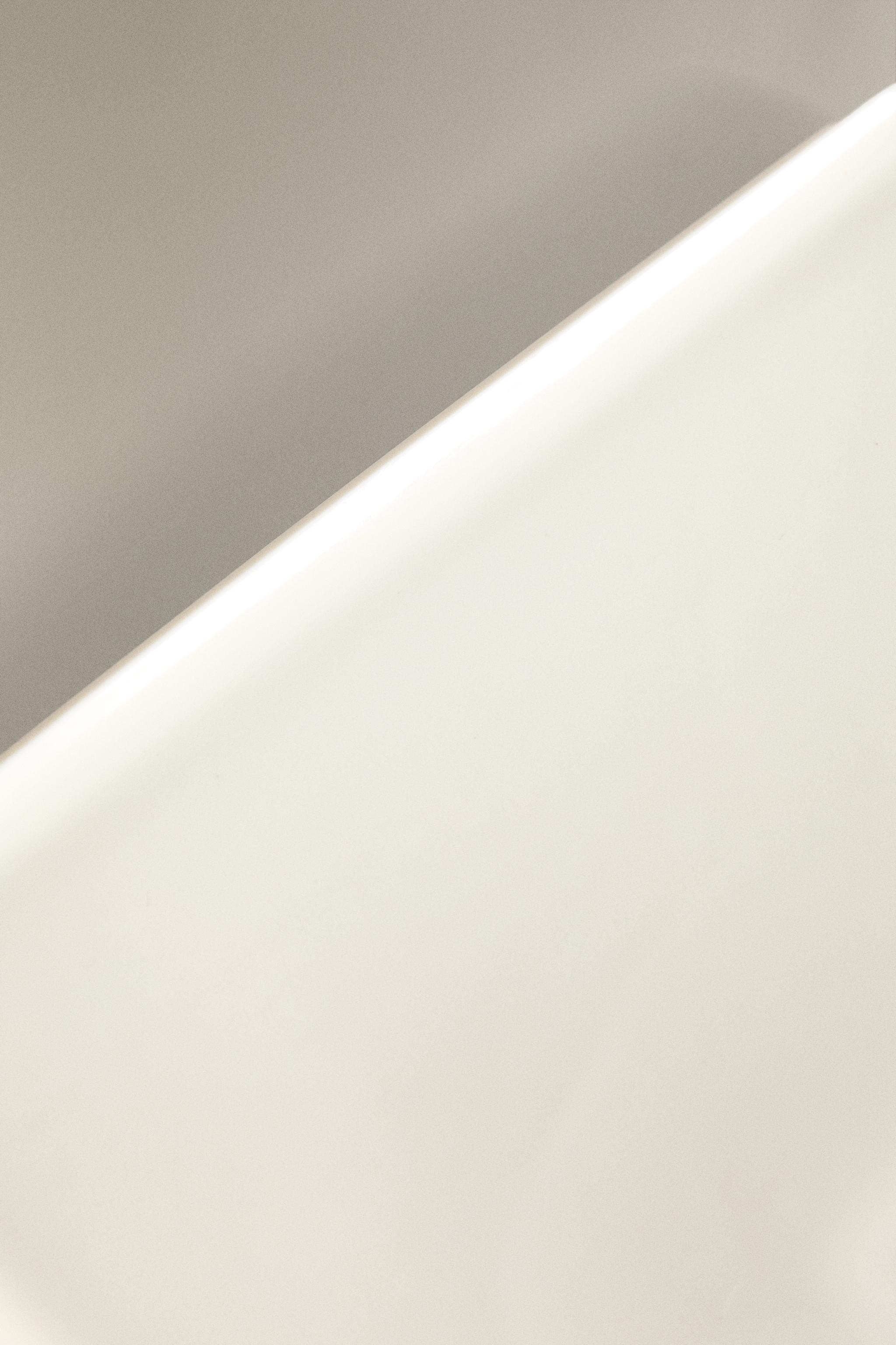 CERAMIC BATHROOM TRAY