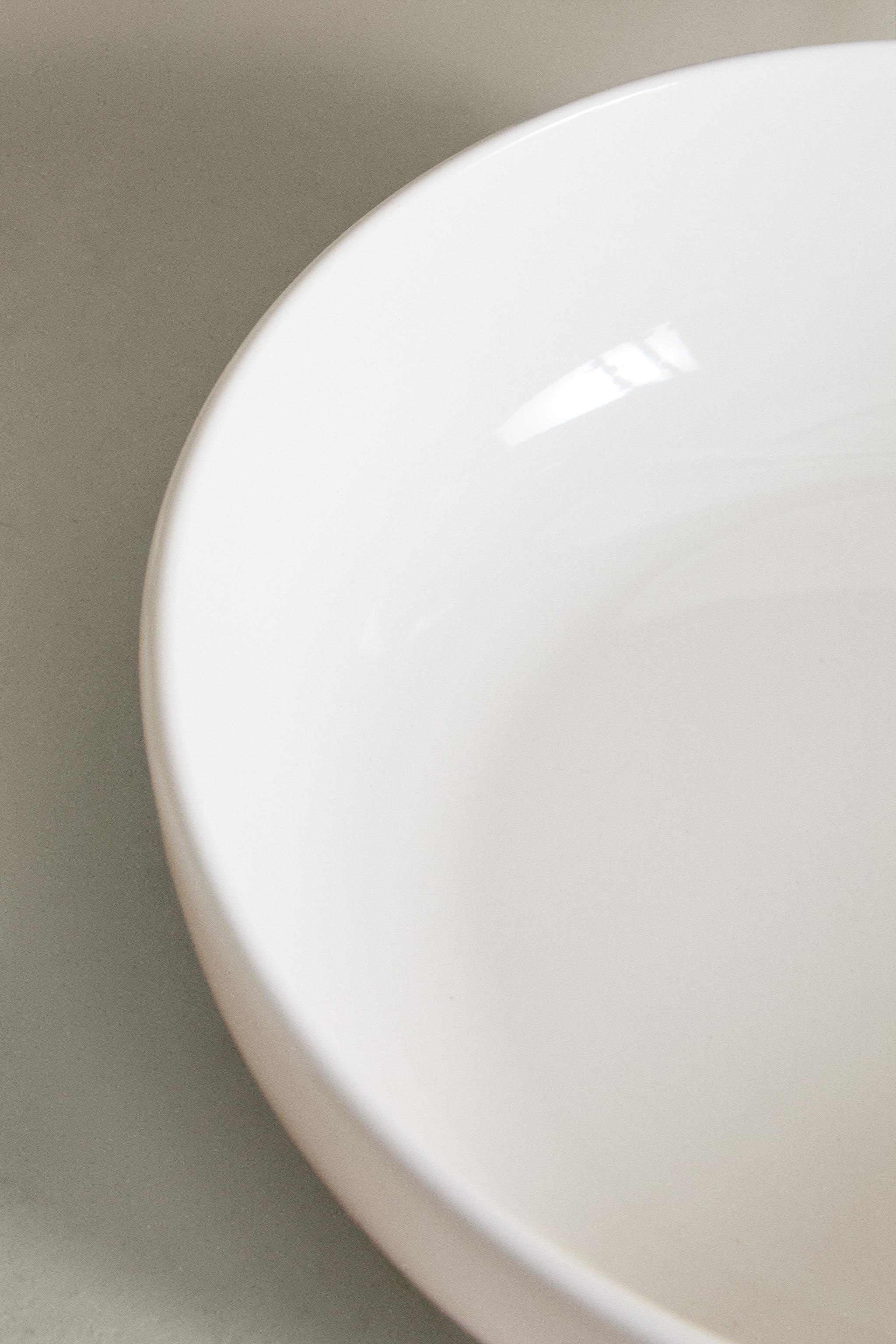 STONEWARE SOUP PLATE