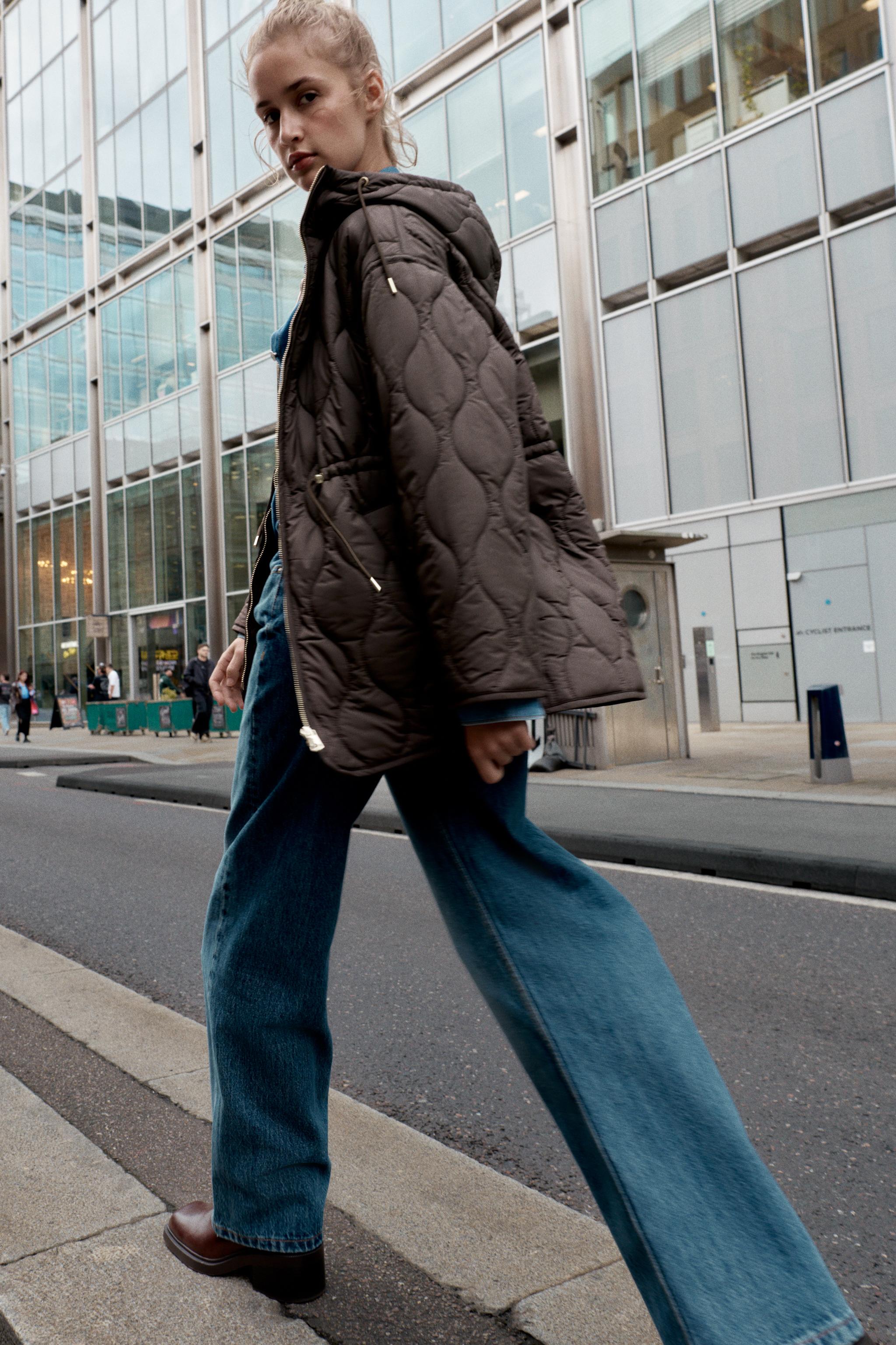 HOODED PUFFER JACKET WITH ADJUSTABLE WAIST