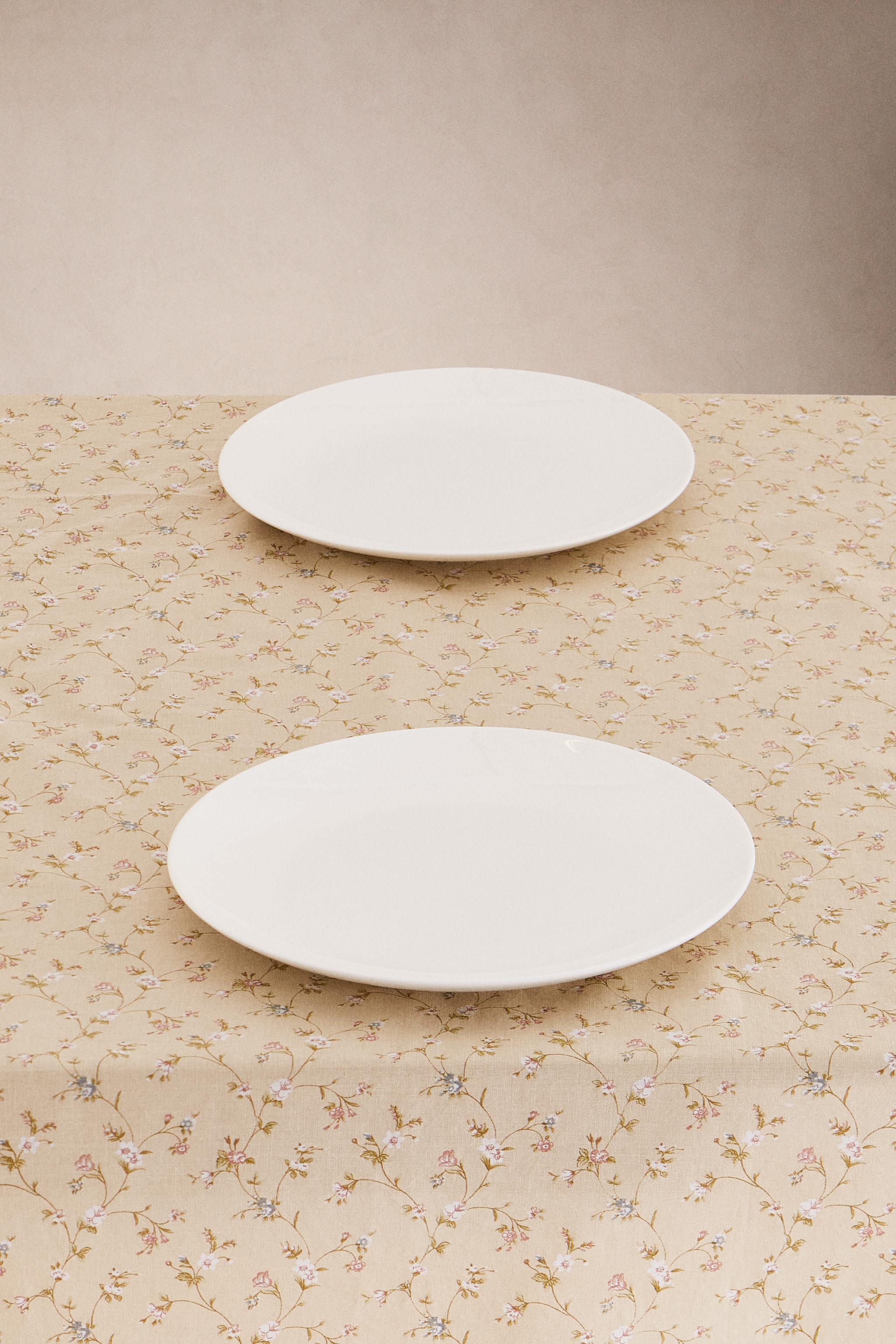 FLORAL COTTON TABLECLOTH