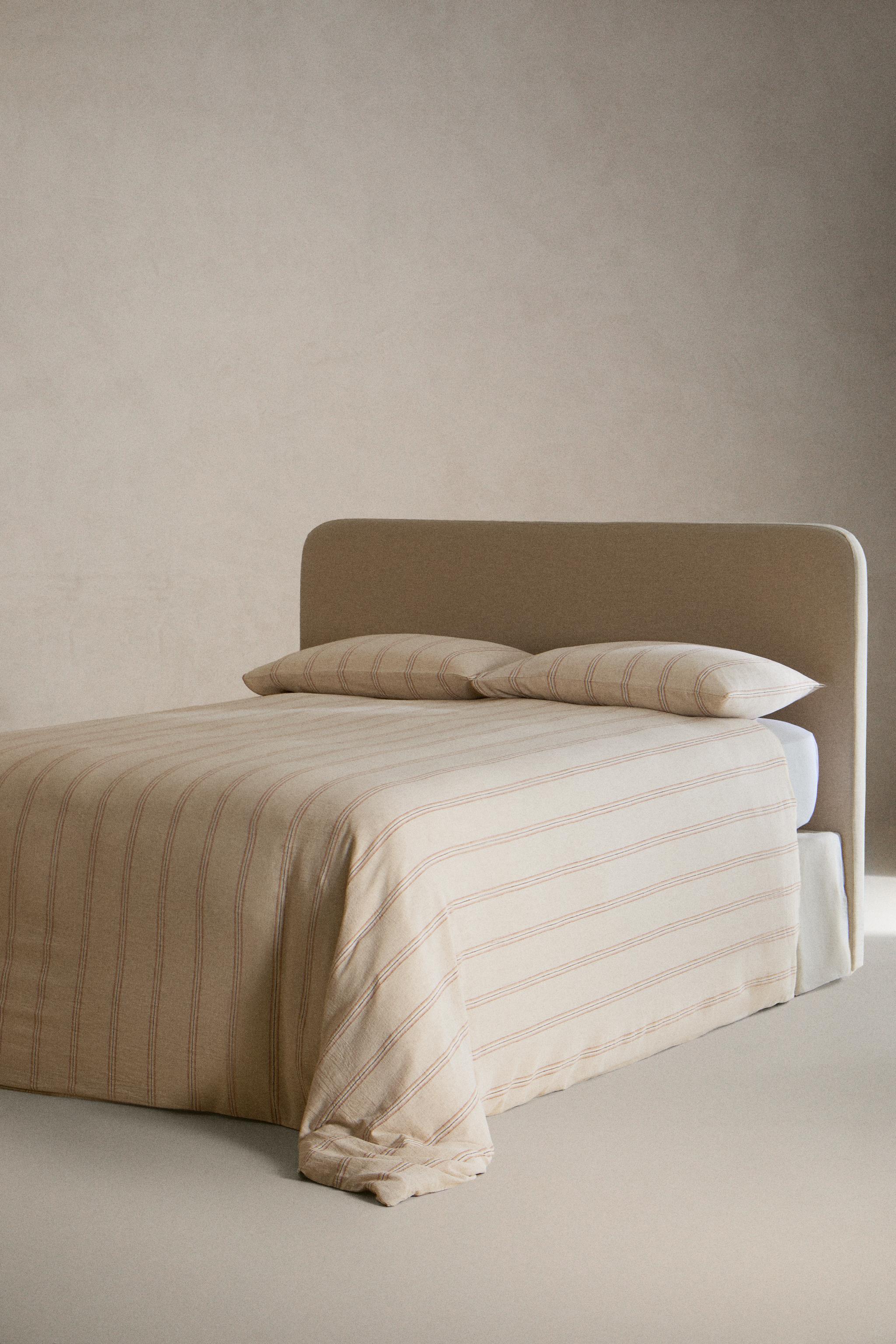 DYED THREAD STRIPED DUVET COVER